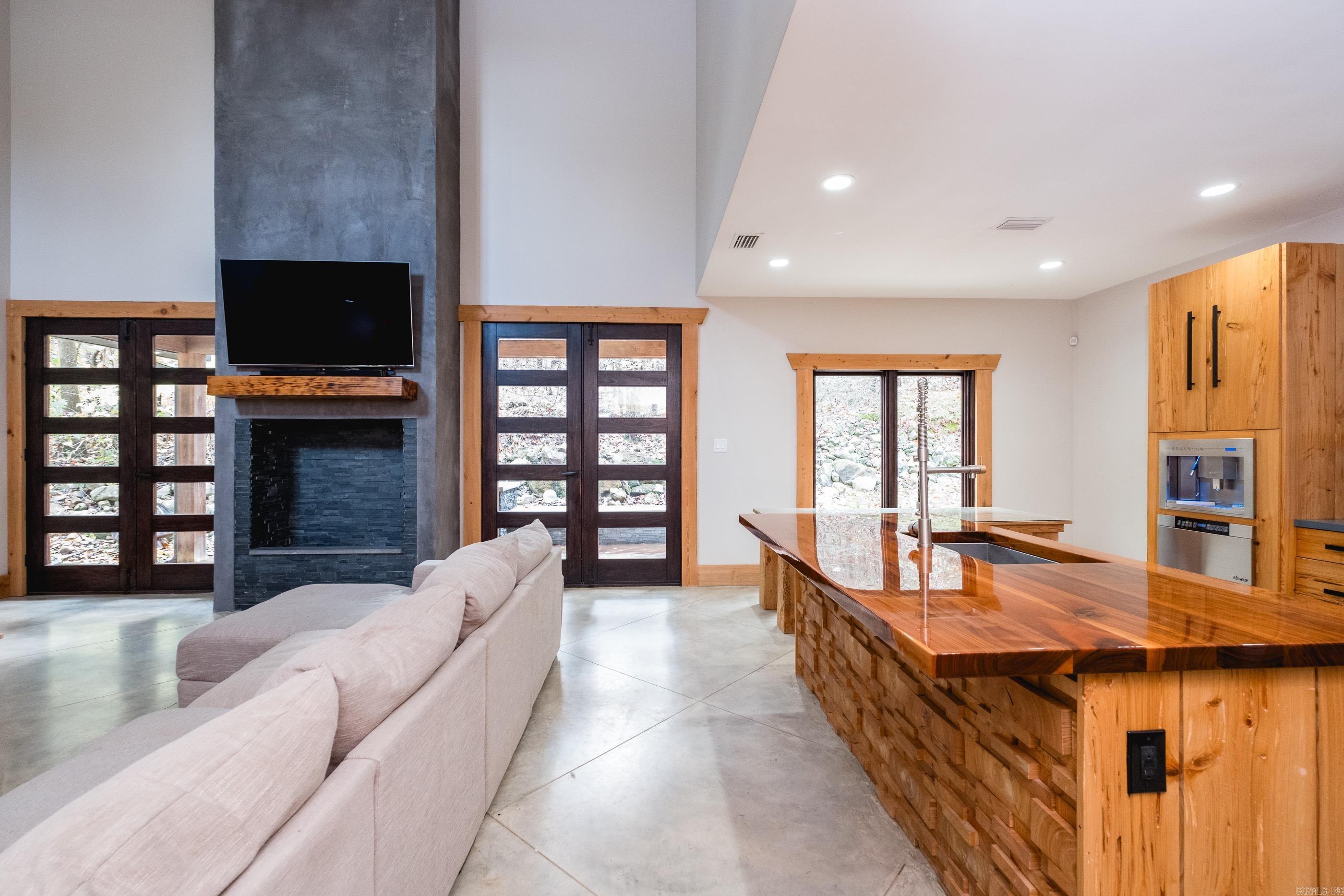 15 Chenay Drive