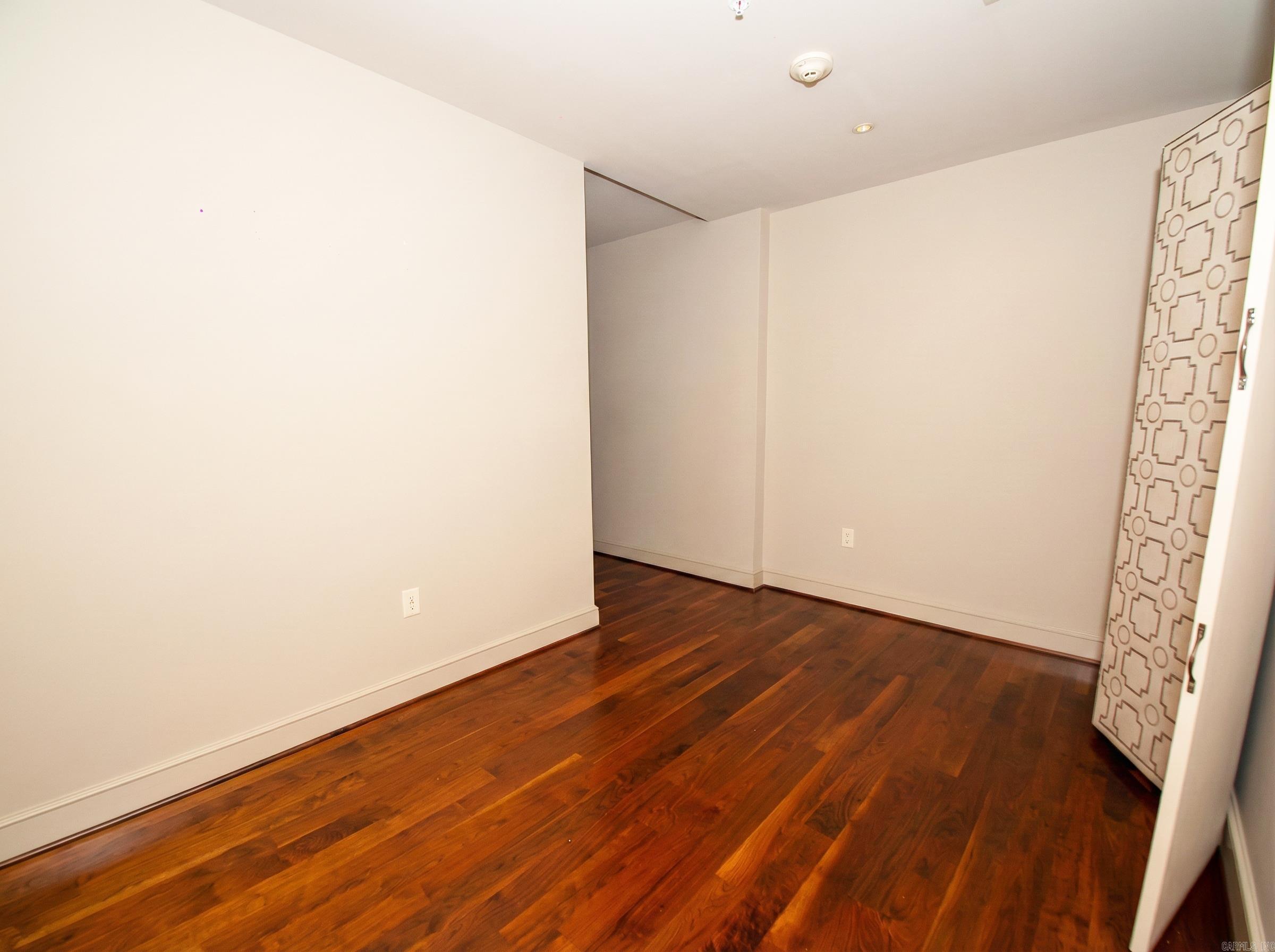 300 E Third Unit: 1504