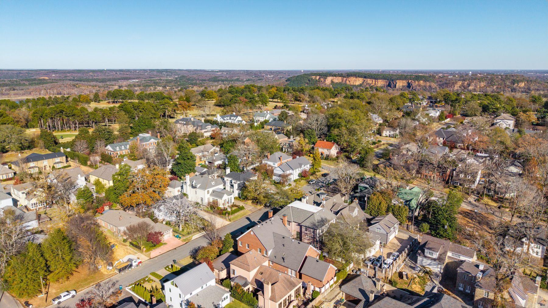 4823 Country Club Boulevard