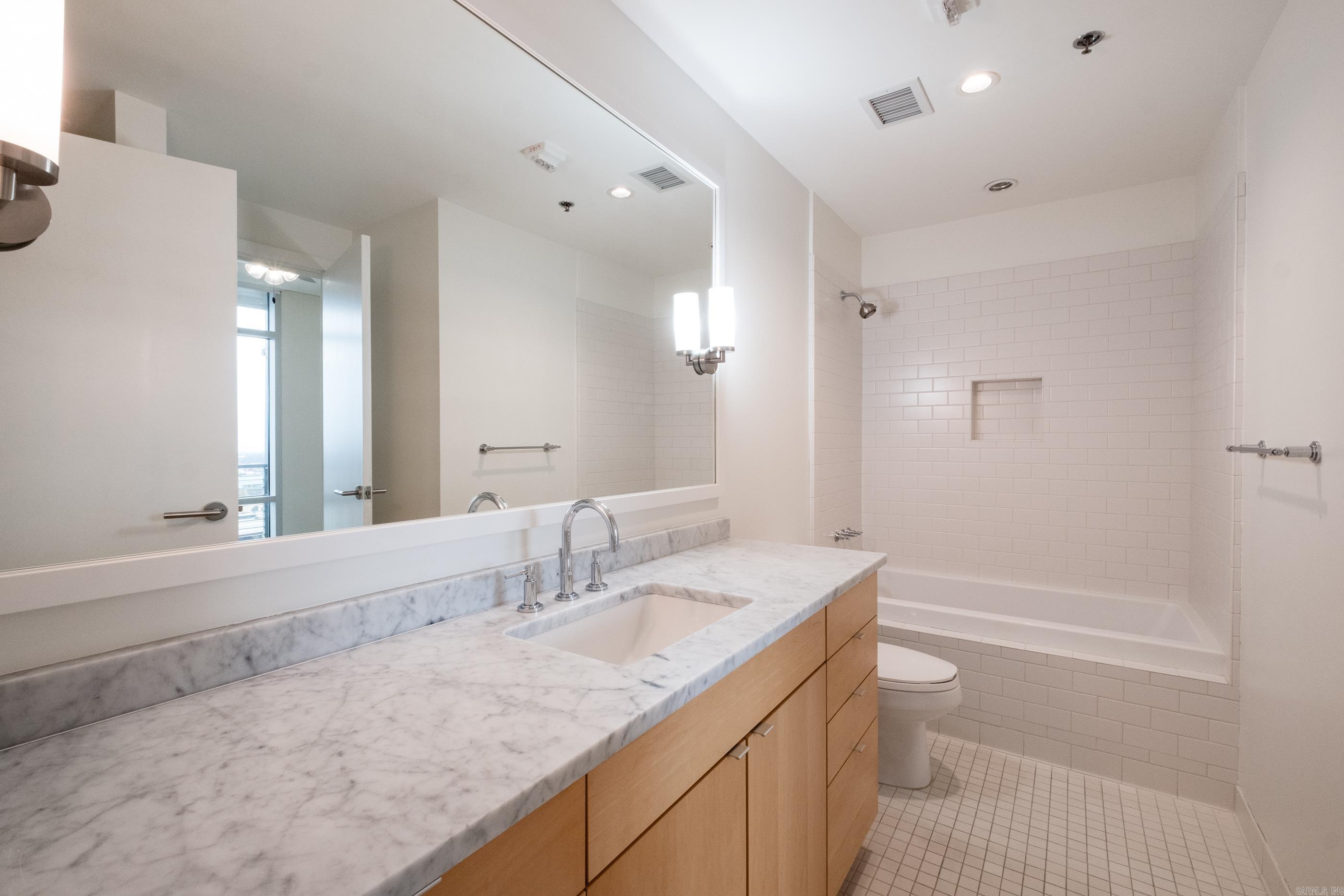 315 Rock Street Unit: 1507