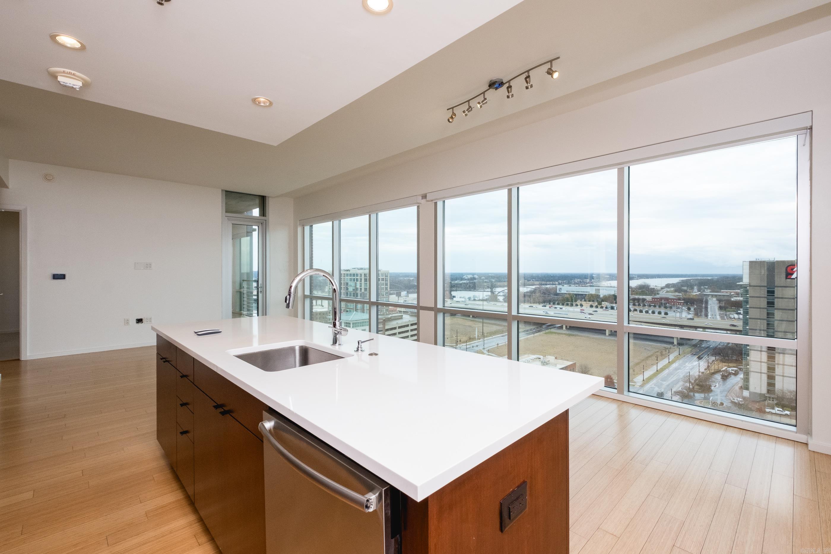 315 Rock Street Unit: 1507