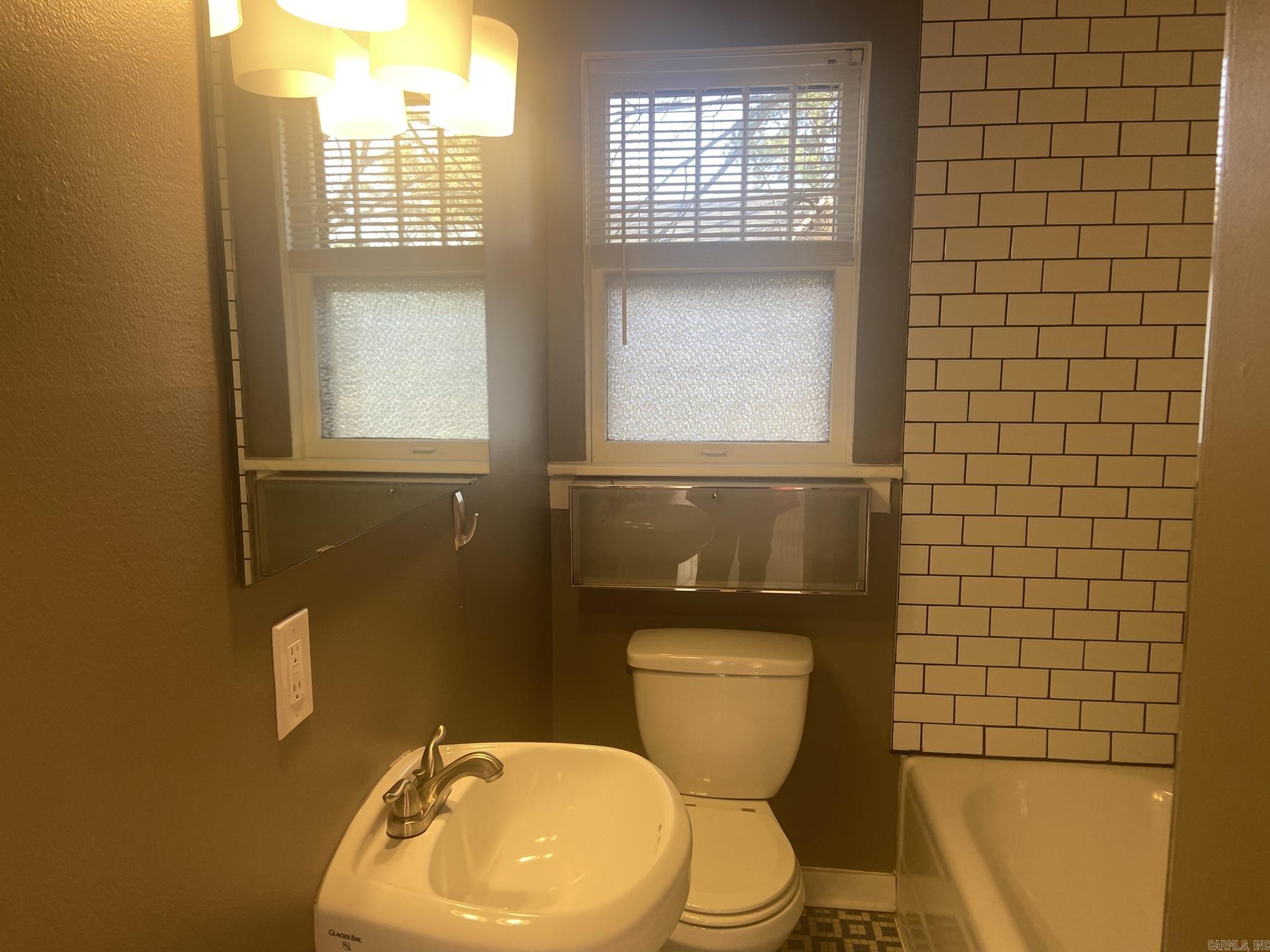 1315 Kavanaugh #8 Boulevard