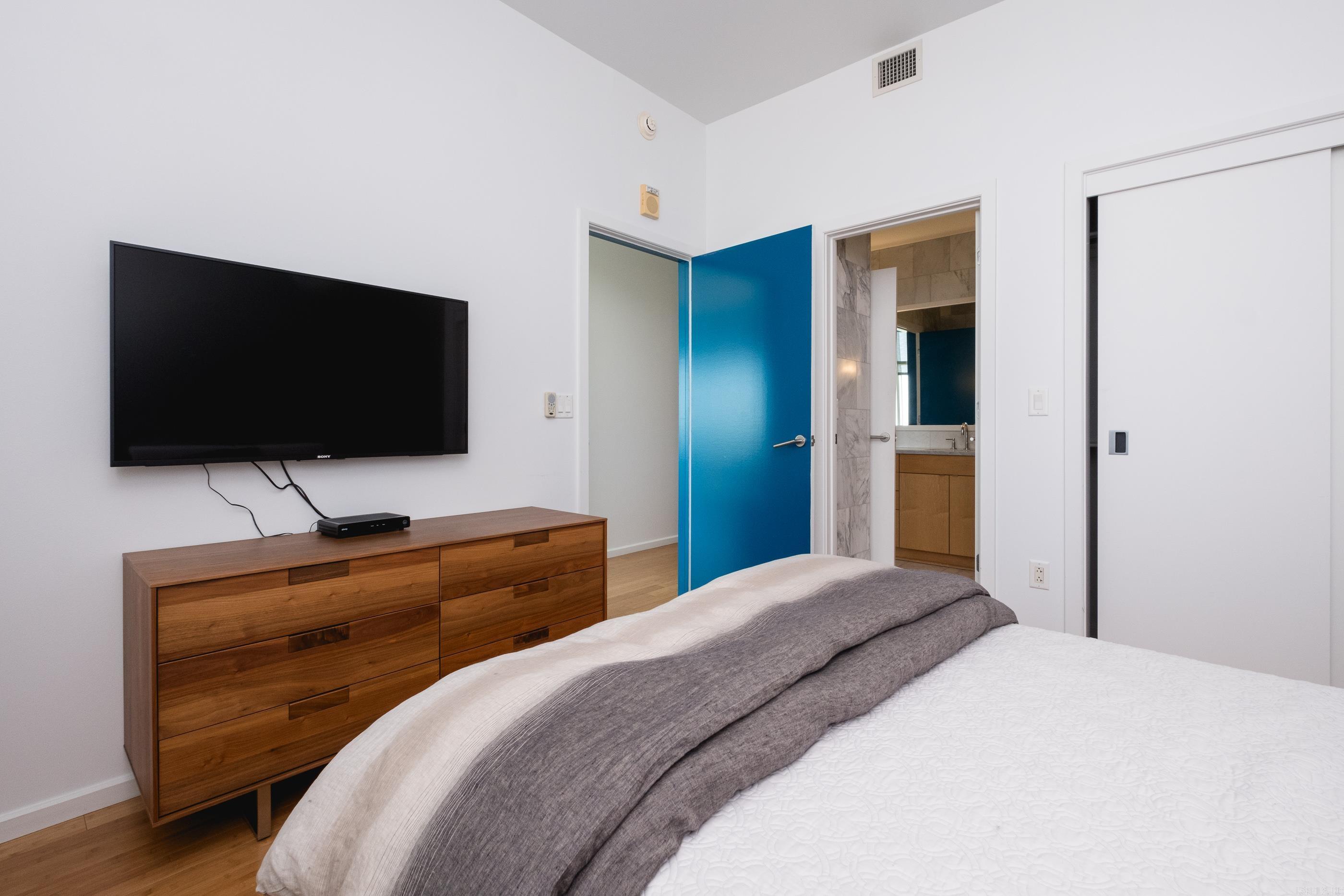 315 Rock Street Unit: 1606
