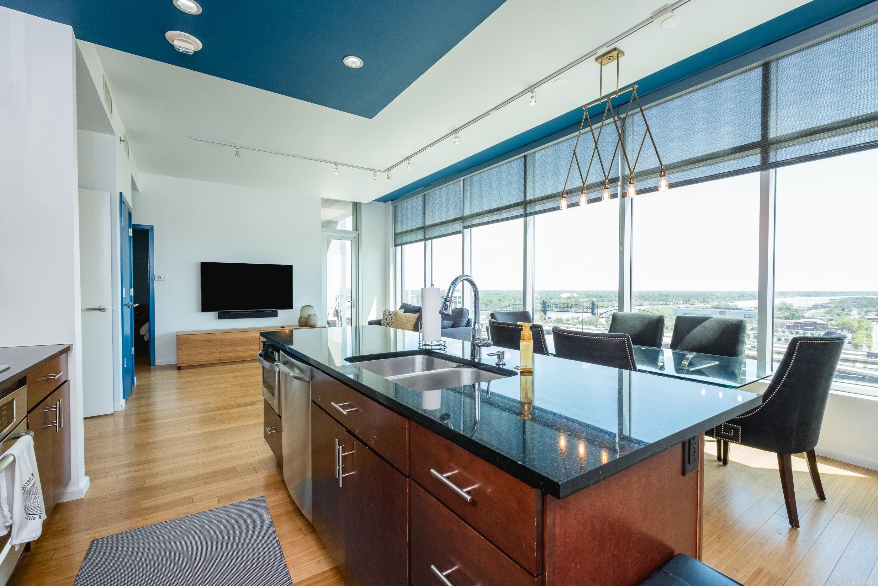 315 Rock Street Unit: 1606