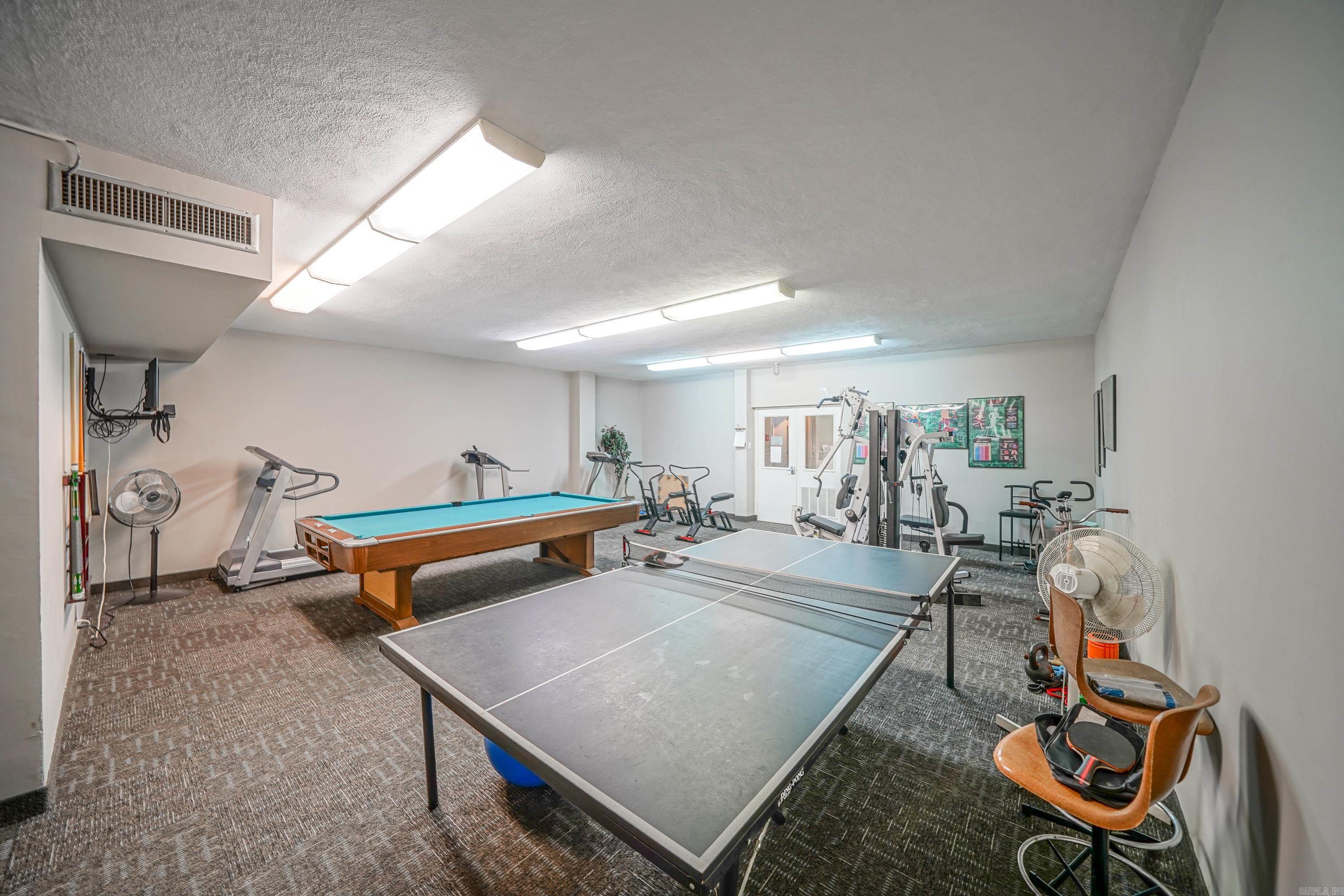 740 Weston Rd Unit: 205
