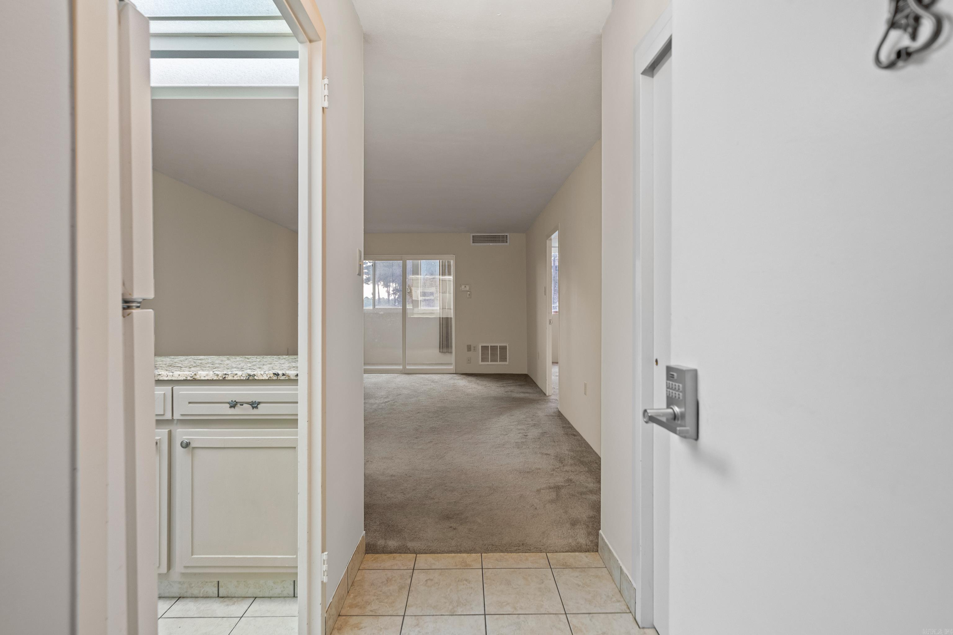 740 Weston Rd Unit: 205