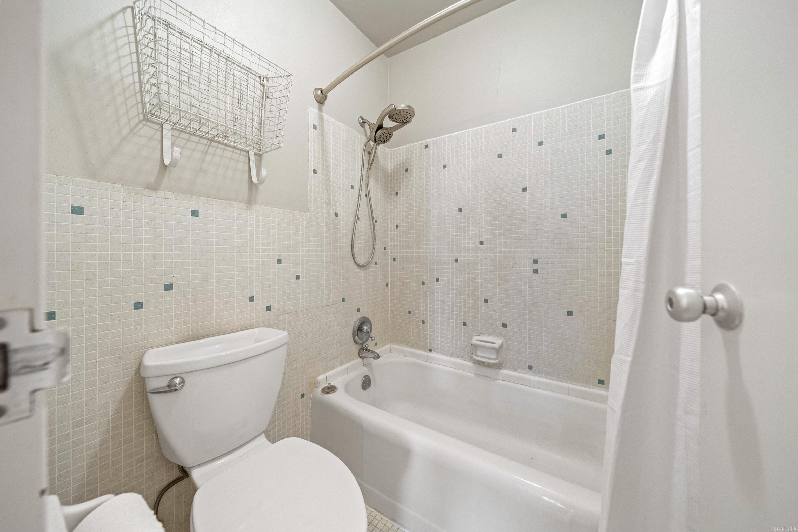 740 Weston Rd Unit: 205