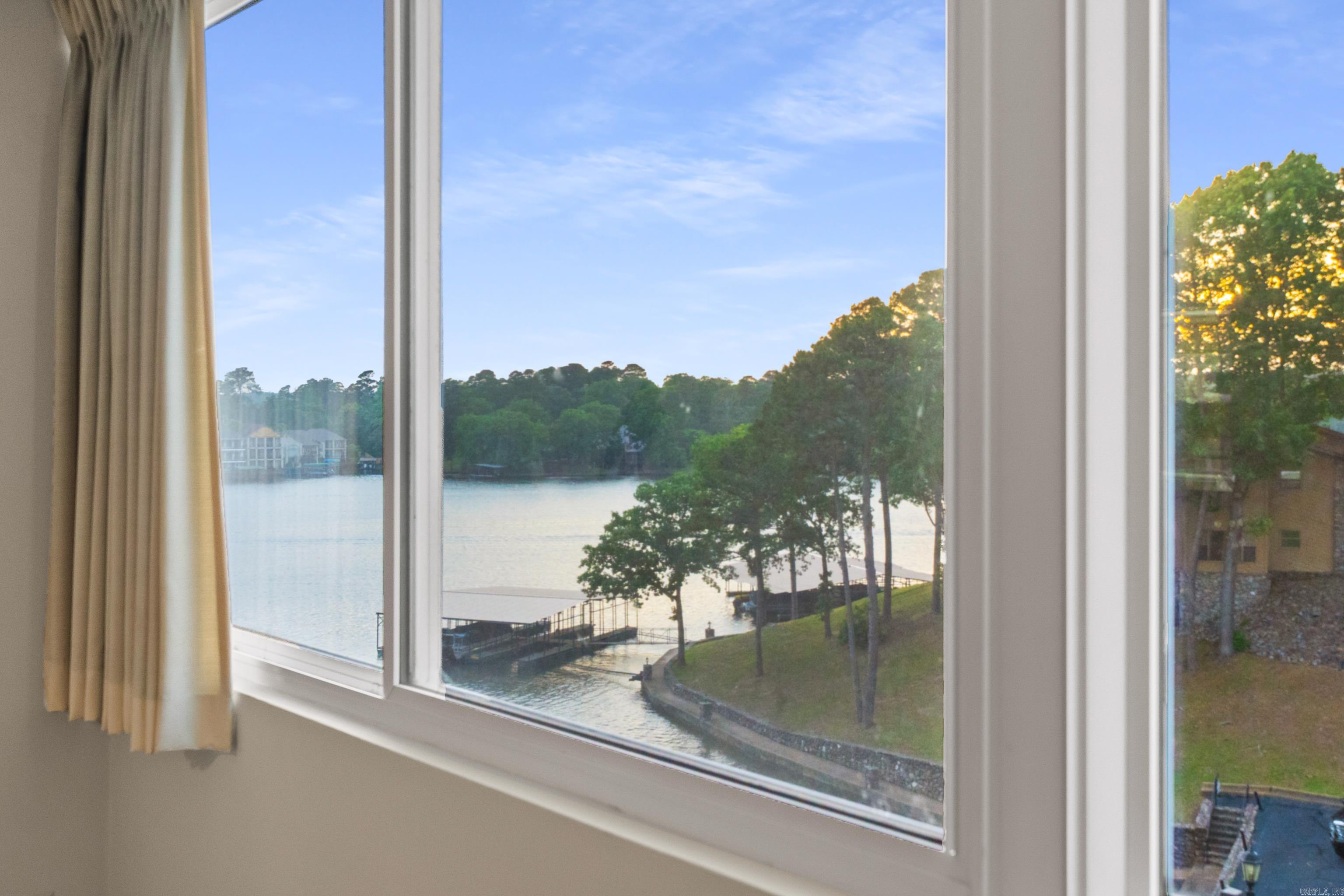 740 Weston Rd Unit: 205