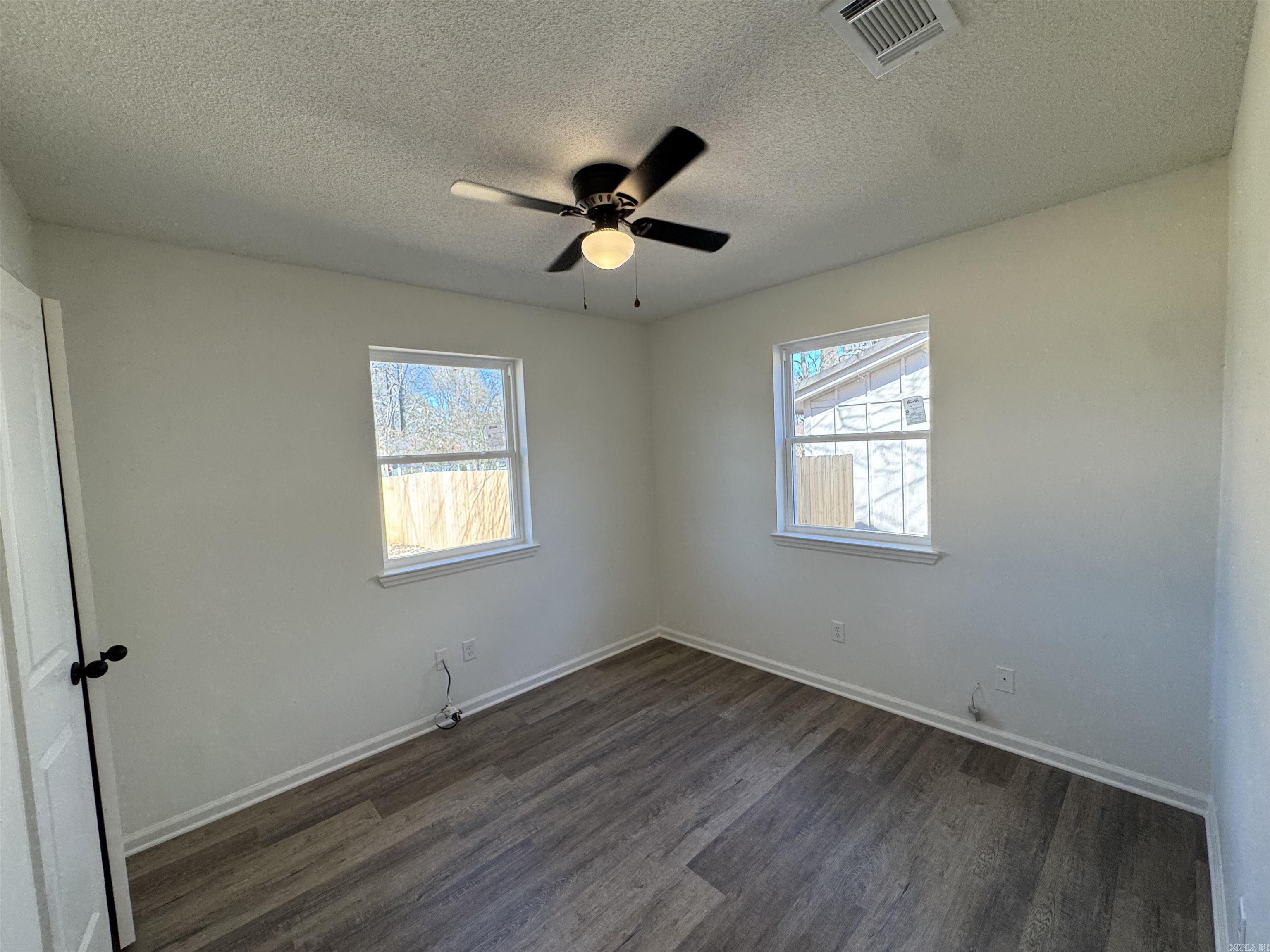 1305 Ray Road