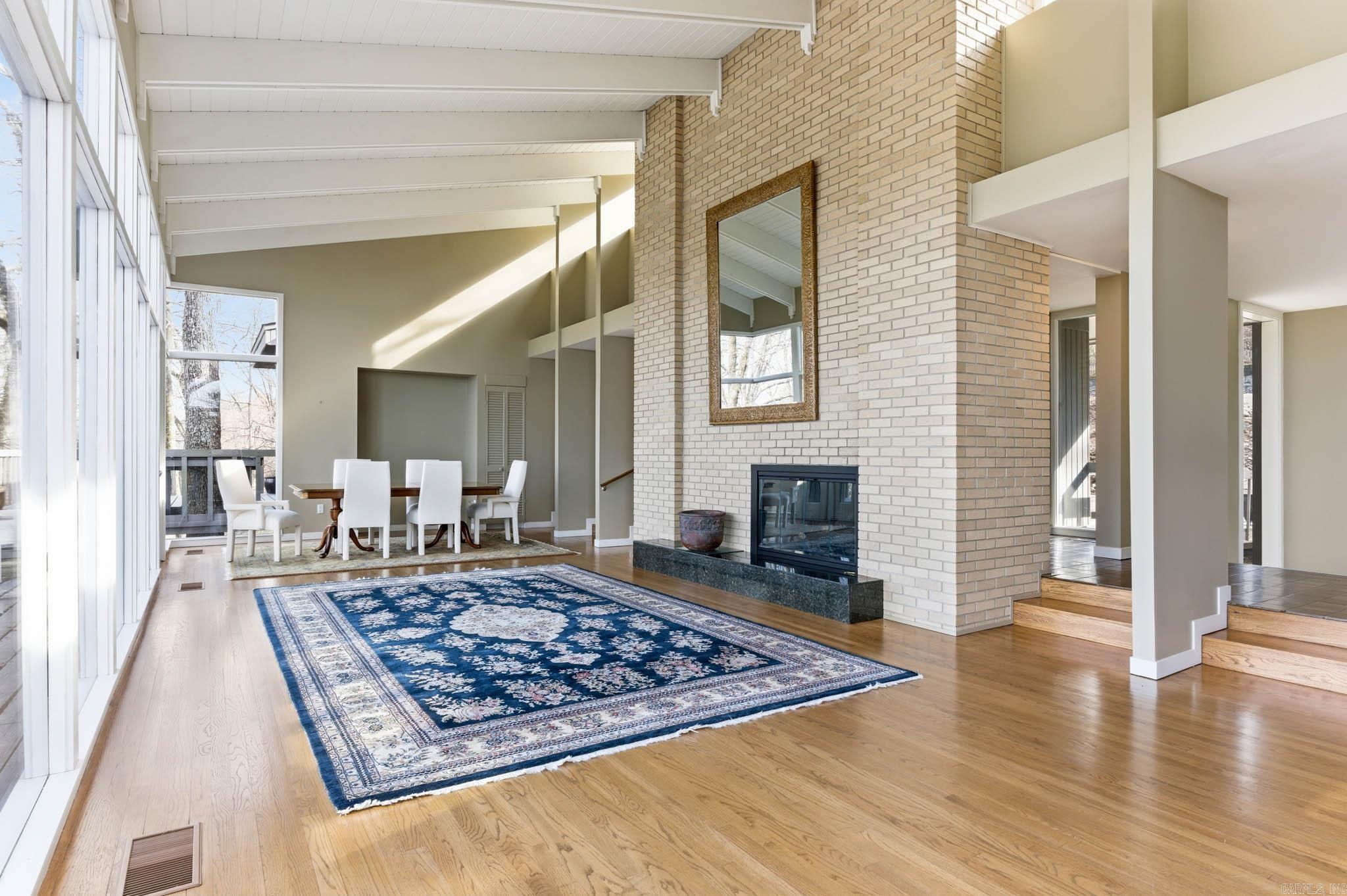 9 Timberlake Drive