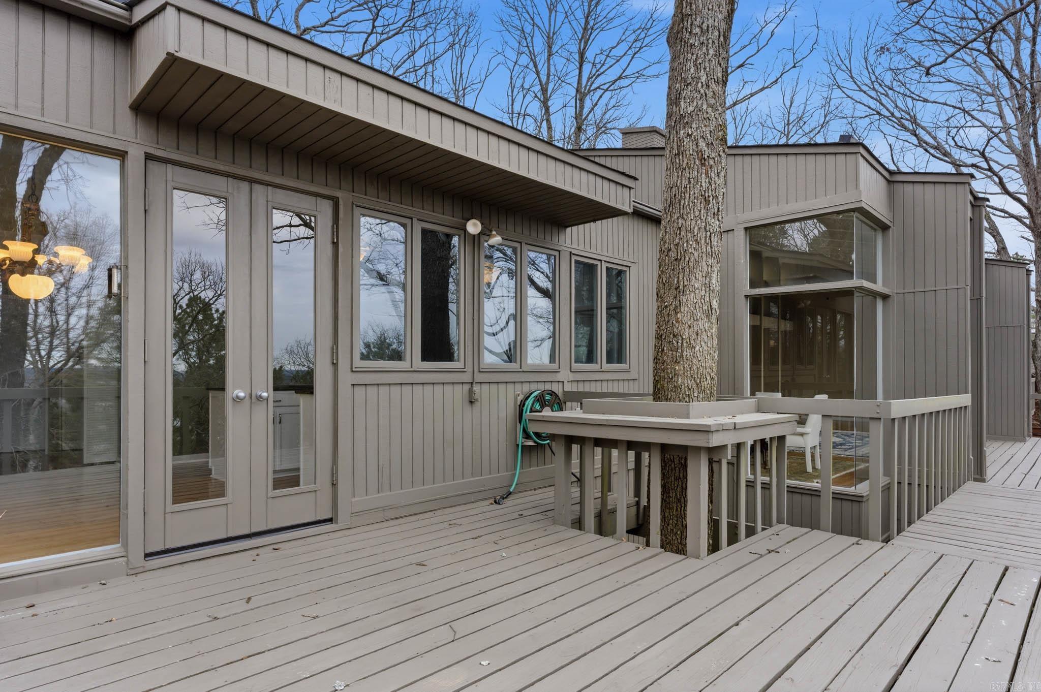 9 Timberlake Drive