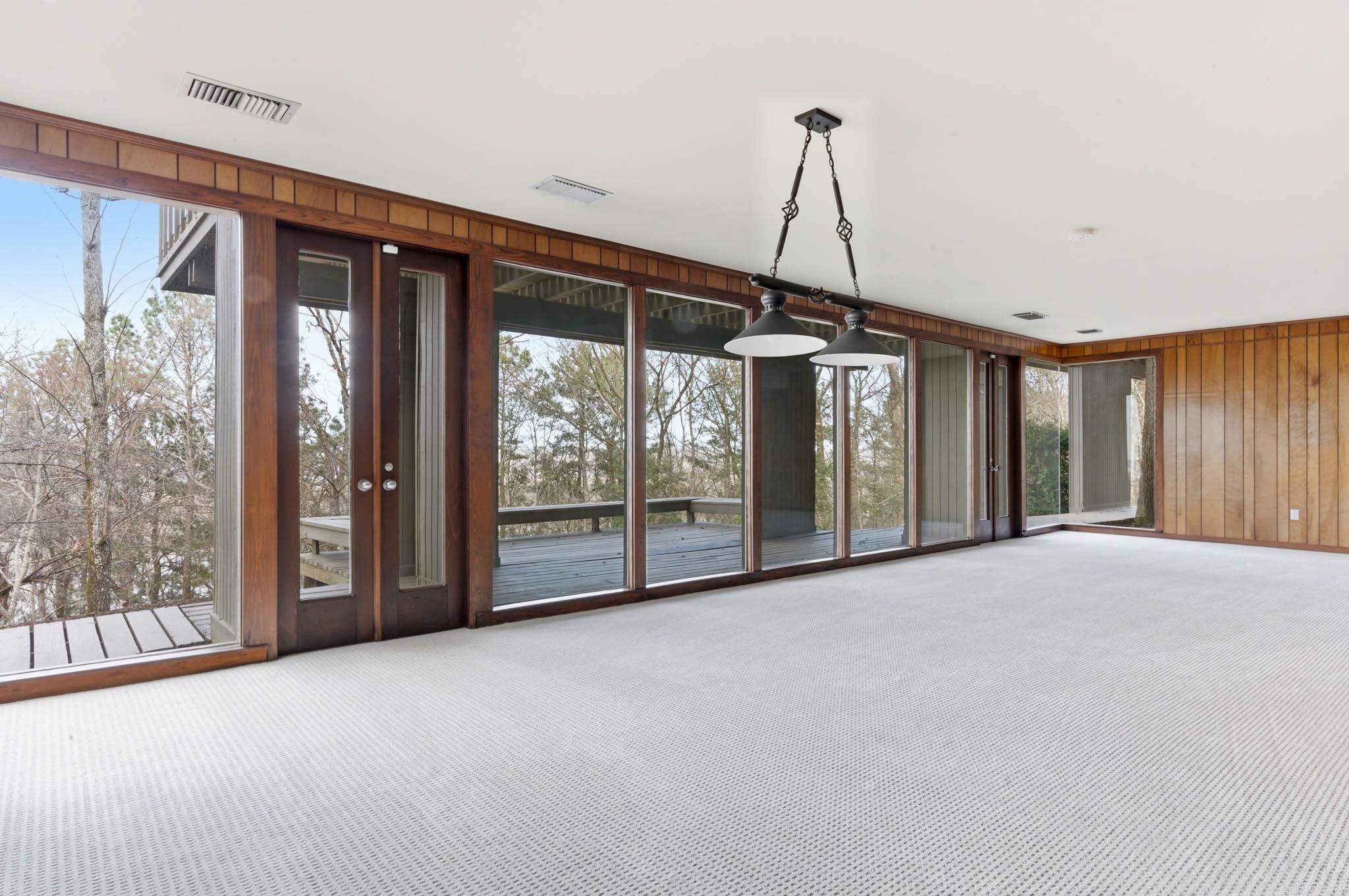 9 Timberlake Drive