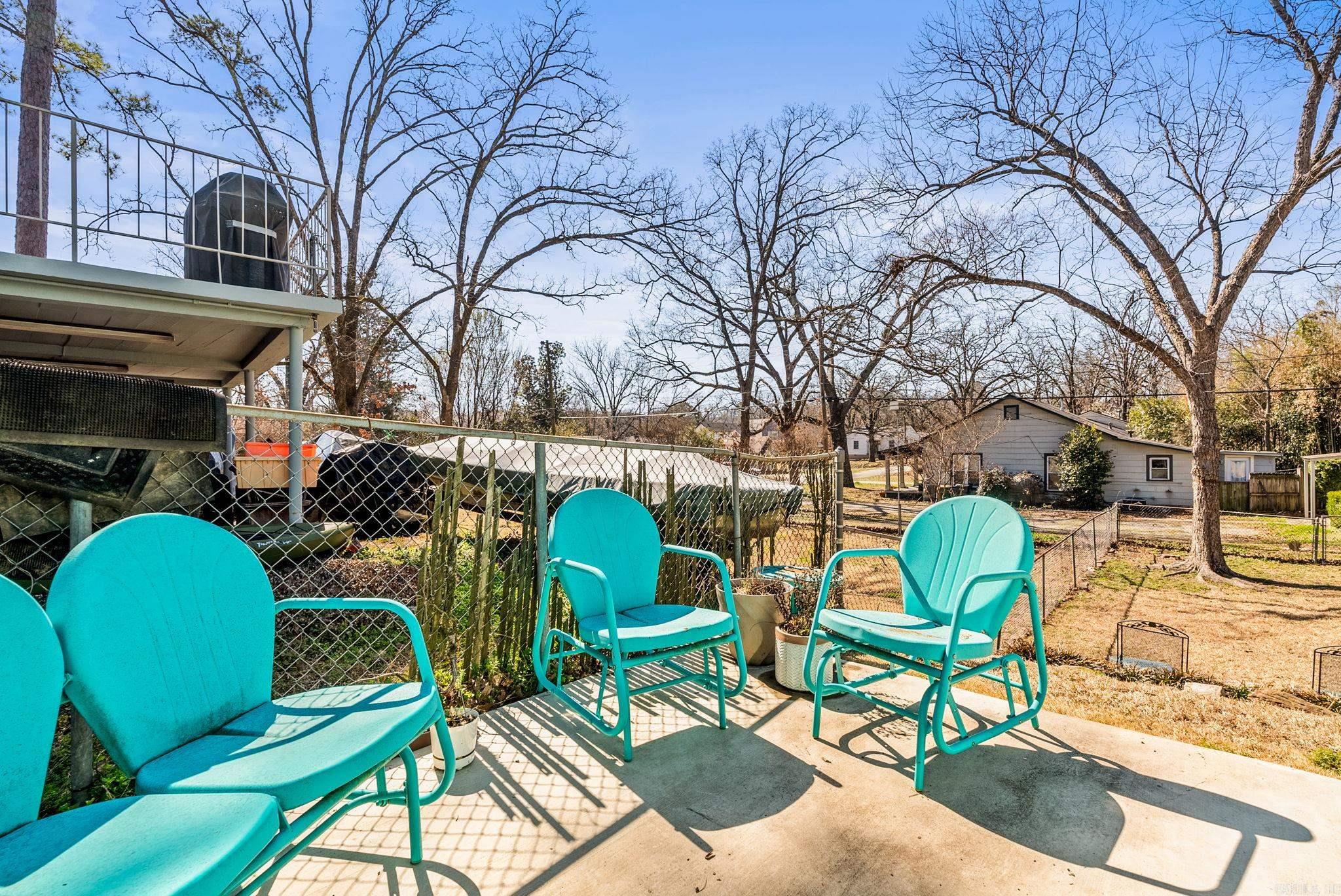706 N Polk