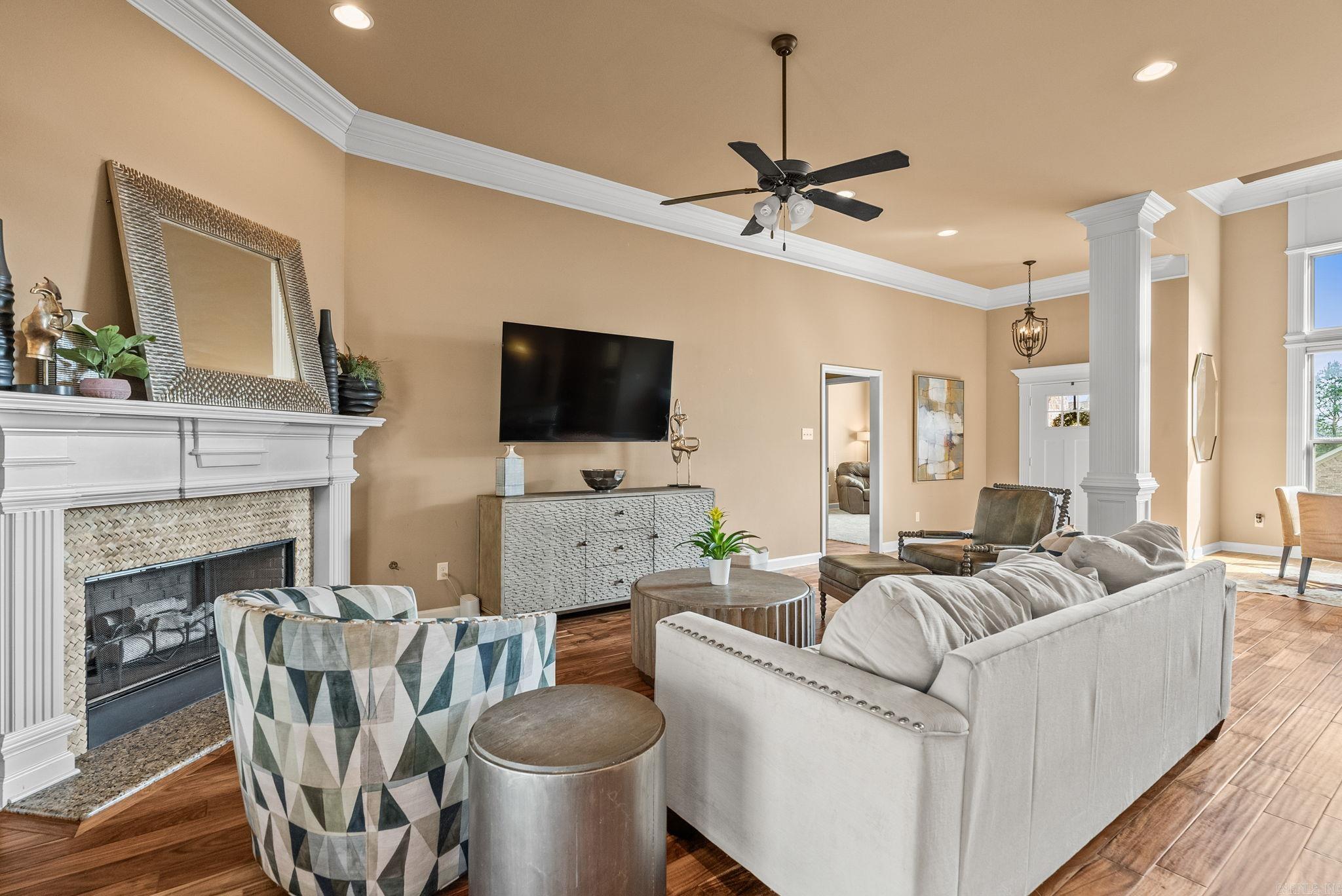 414 Parliament Street