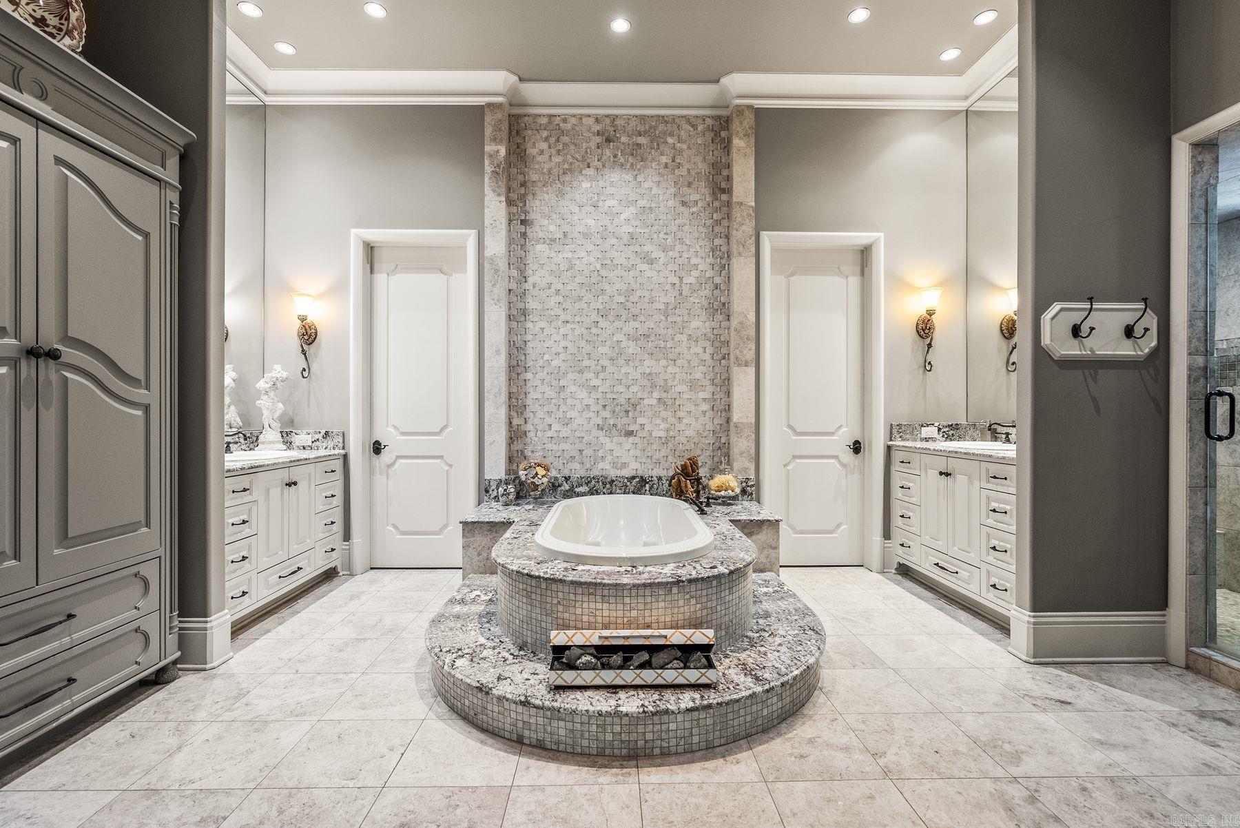 19 Spring Valley Lane