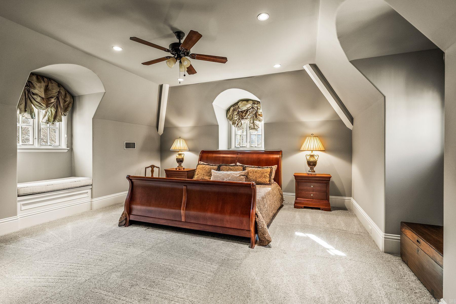 19 Spring Valley Lane