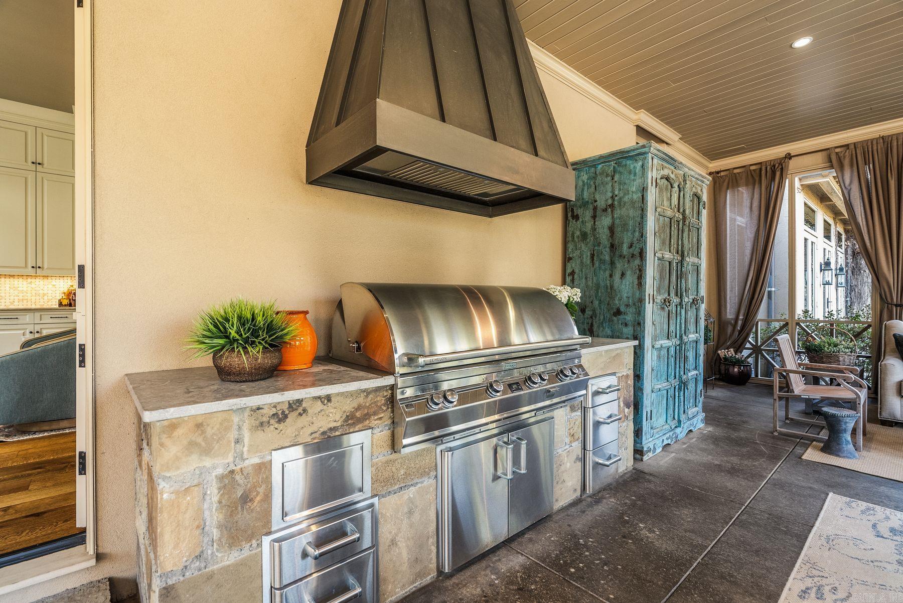 19 Spring Valley Lane