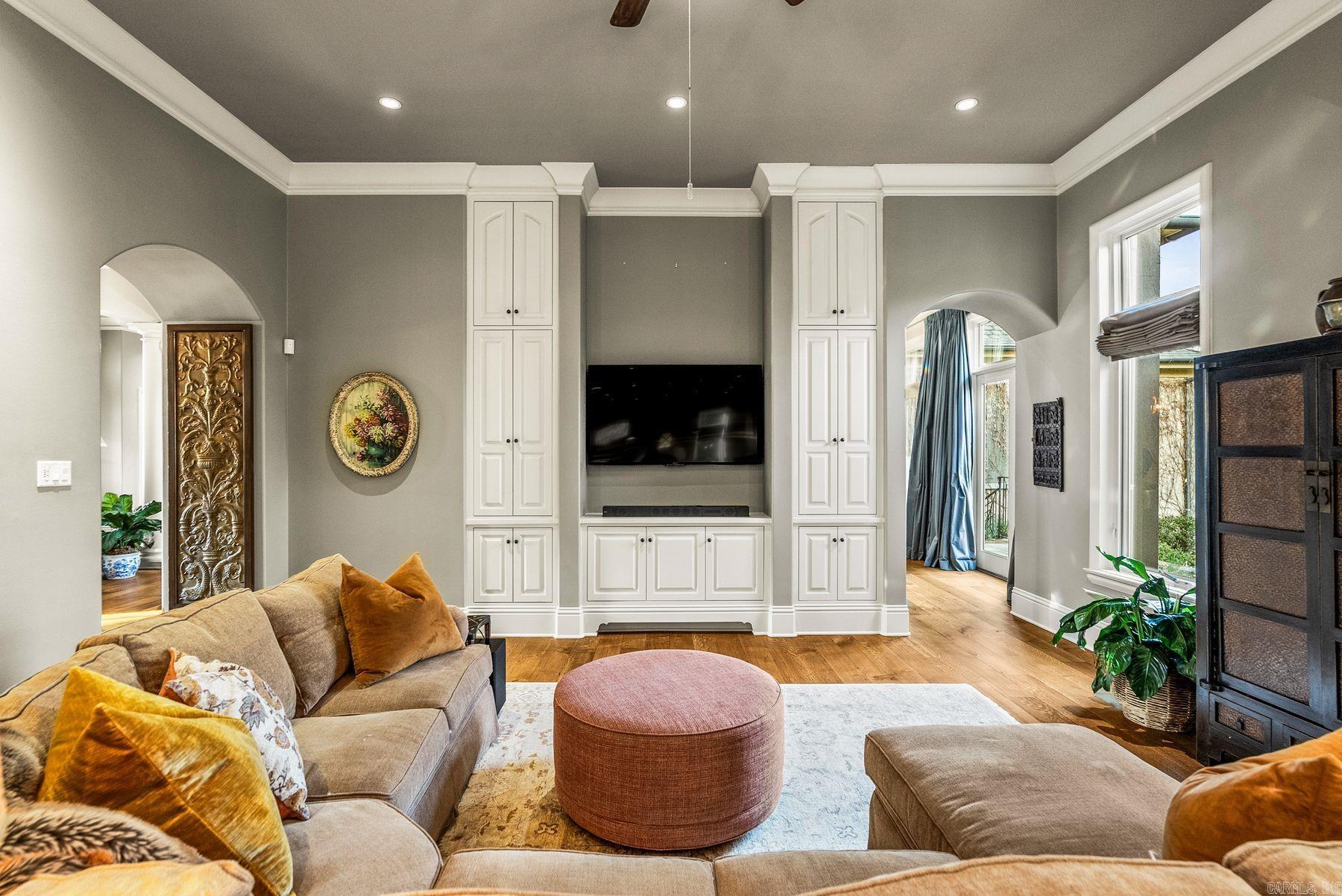 19 Spring Valley Lane