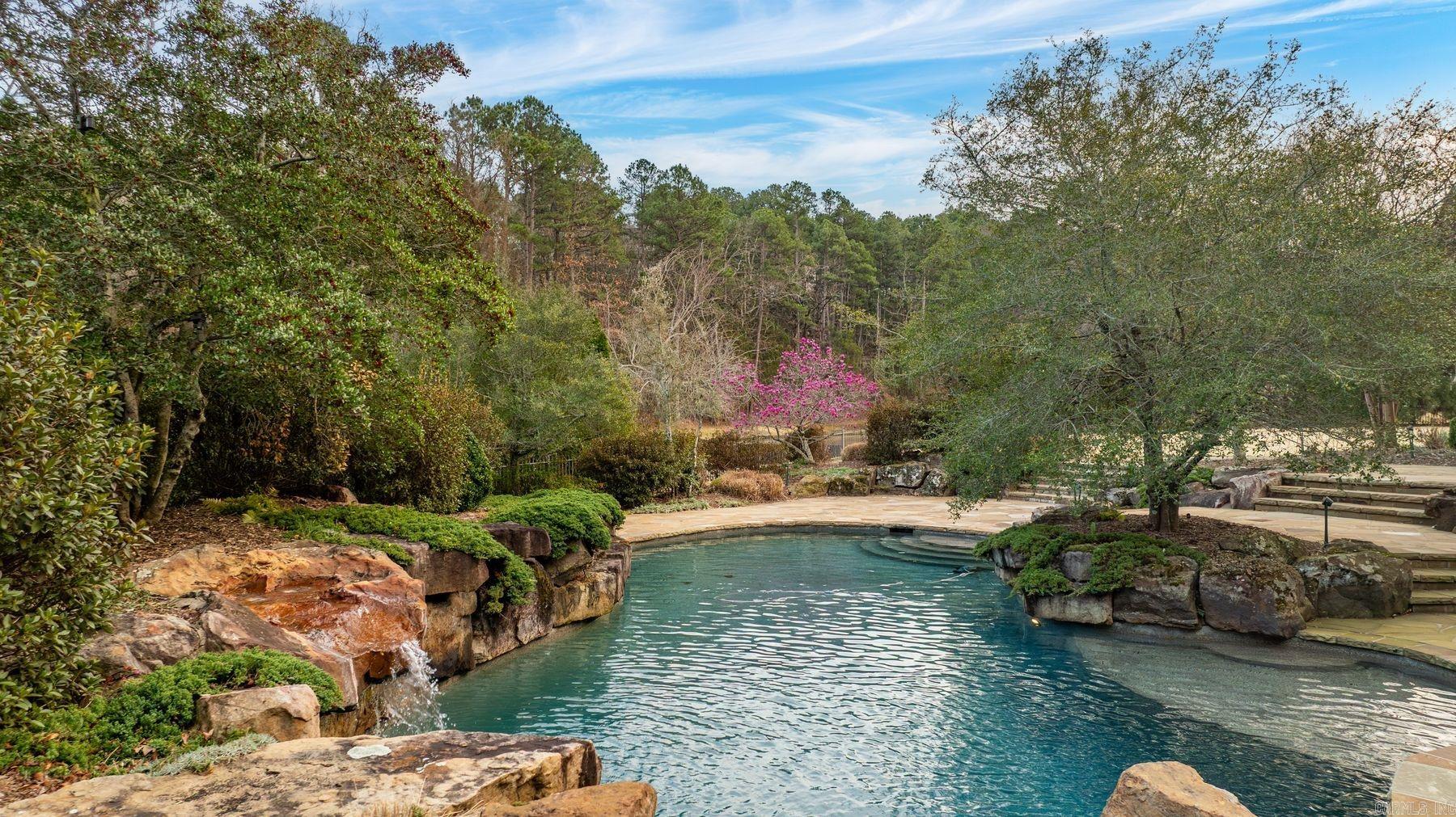 19 Spring Valley Lane