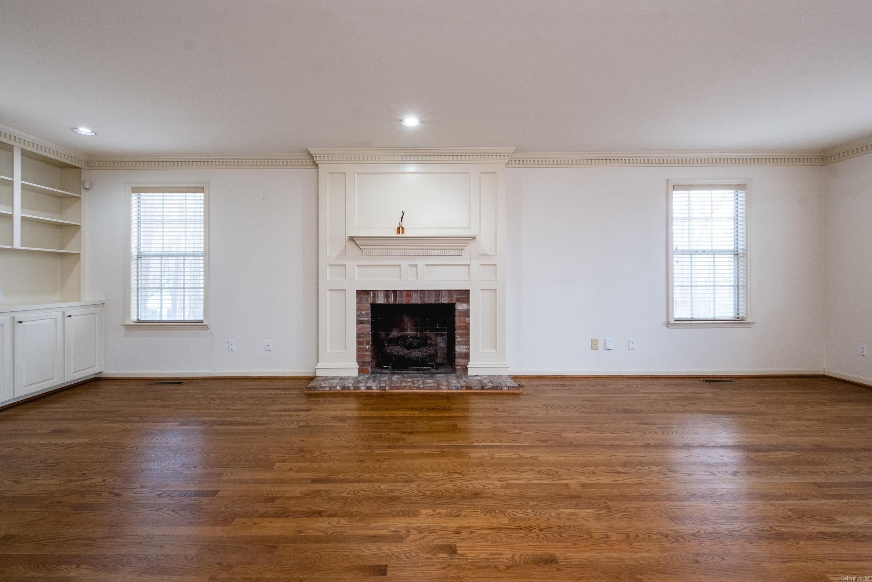 8 Fenchley Ct