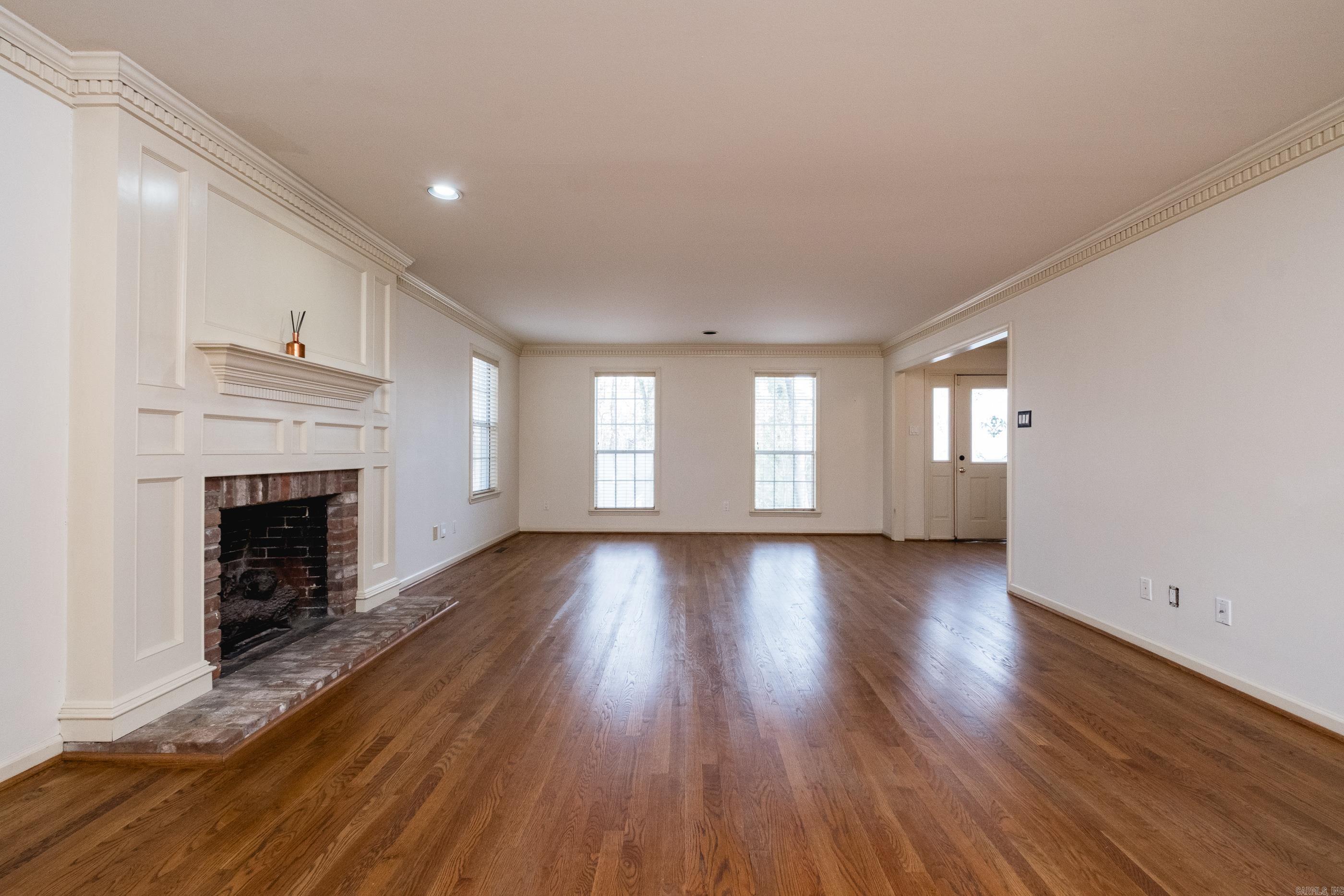 8 Fenchley Ct