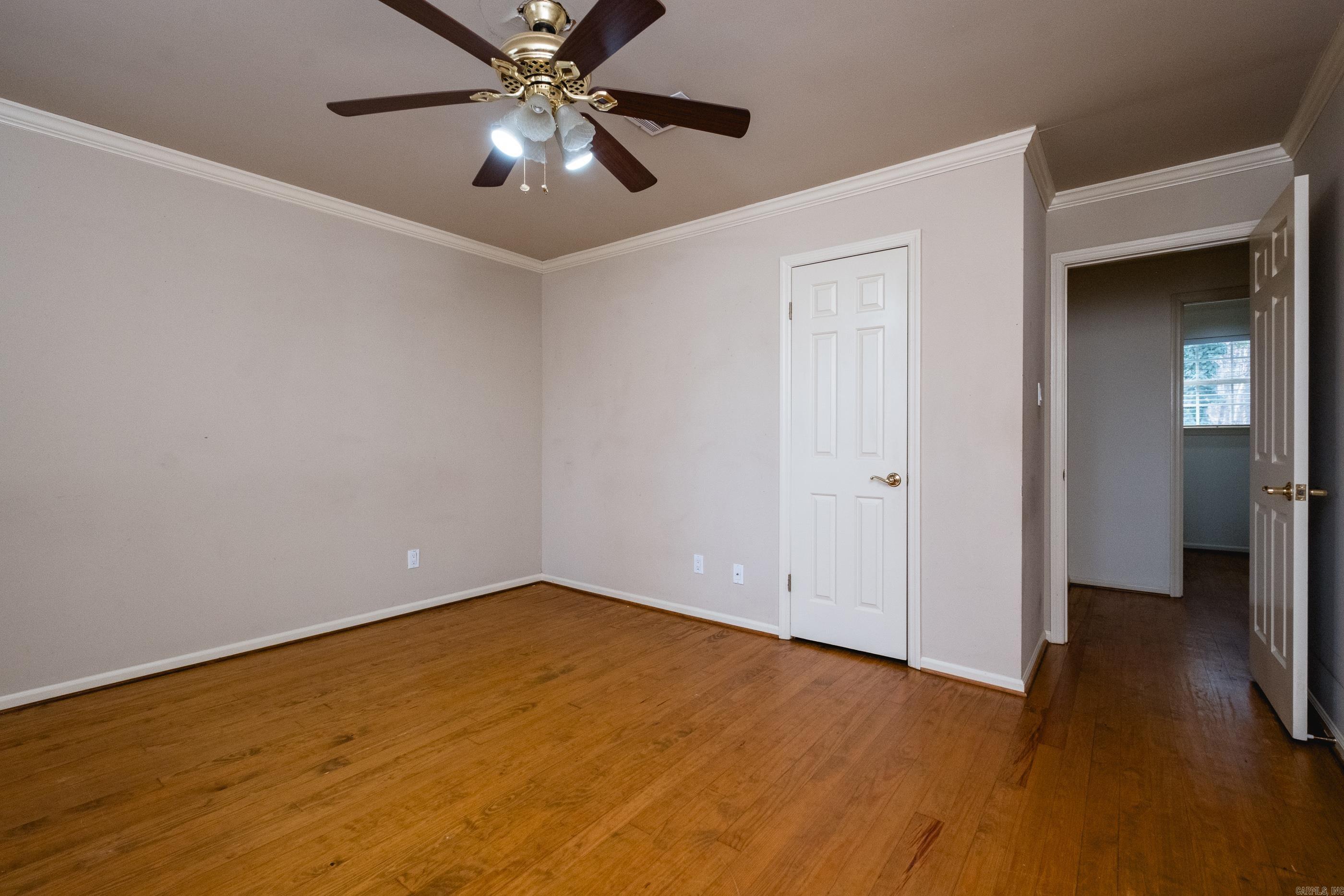 8 Fenchley Ct