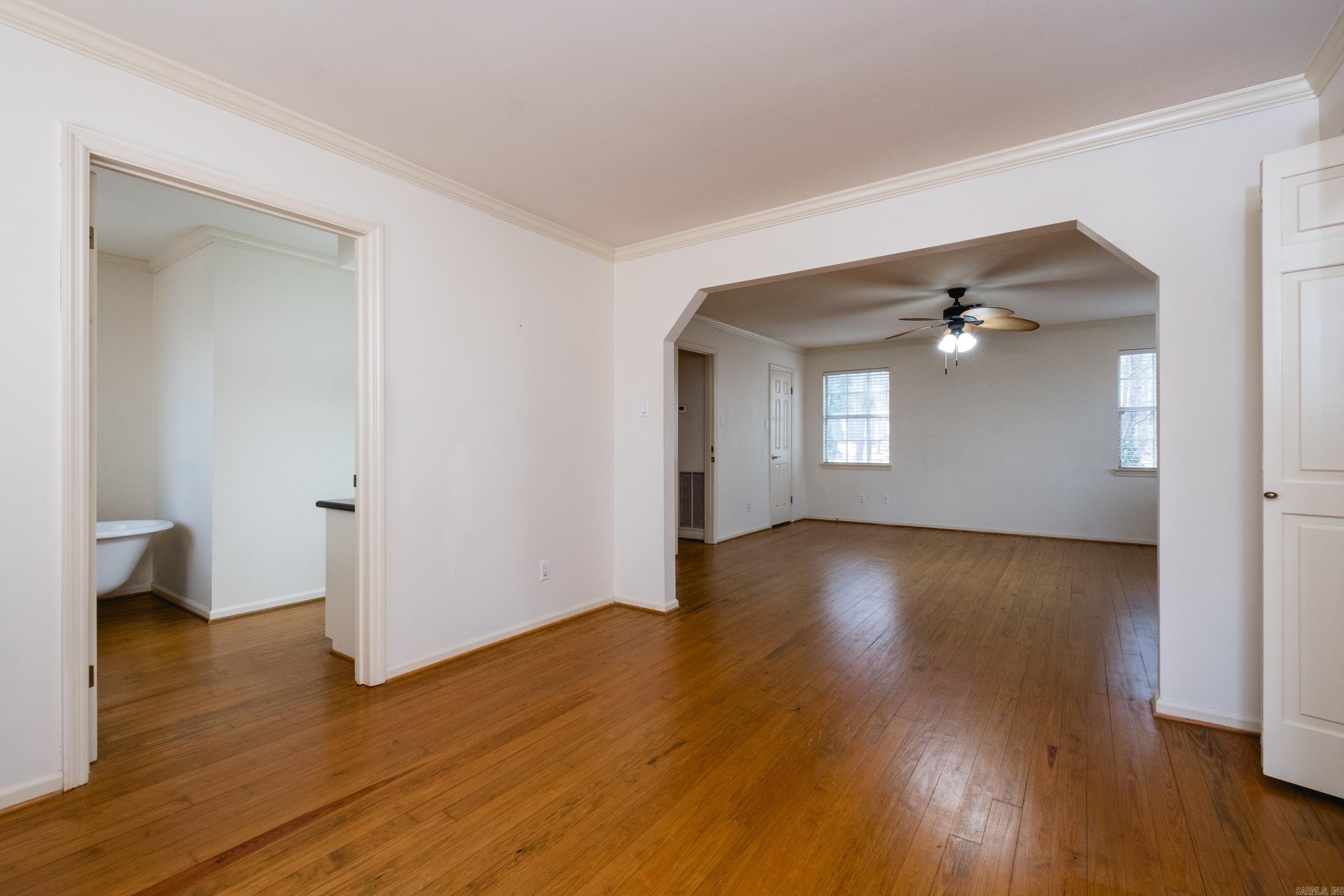 8 Fenchley Ct