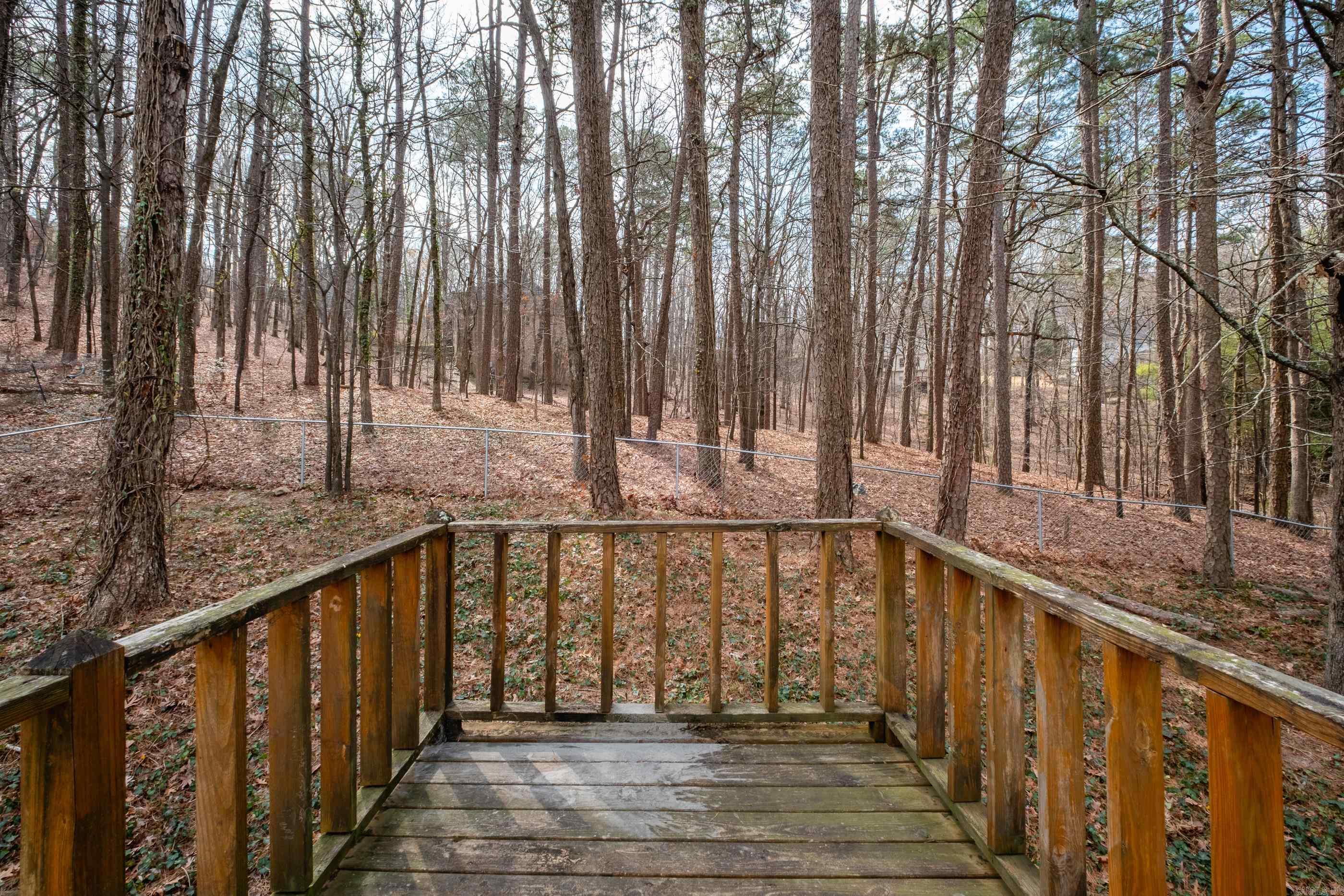8 Fenchley Ct