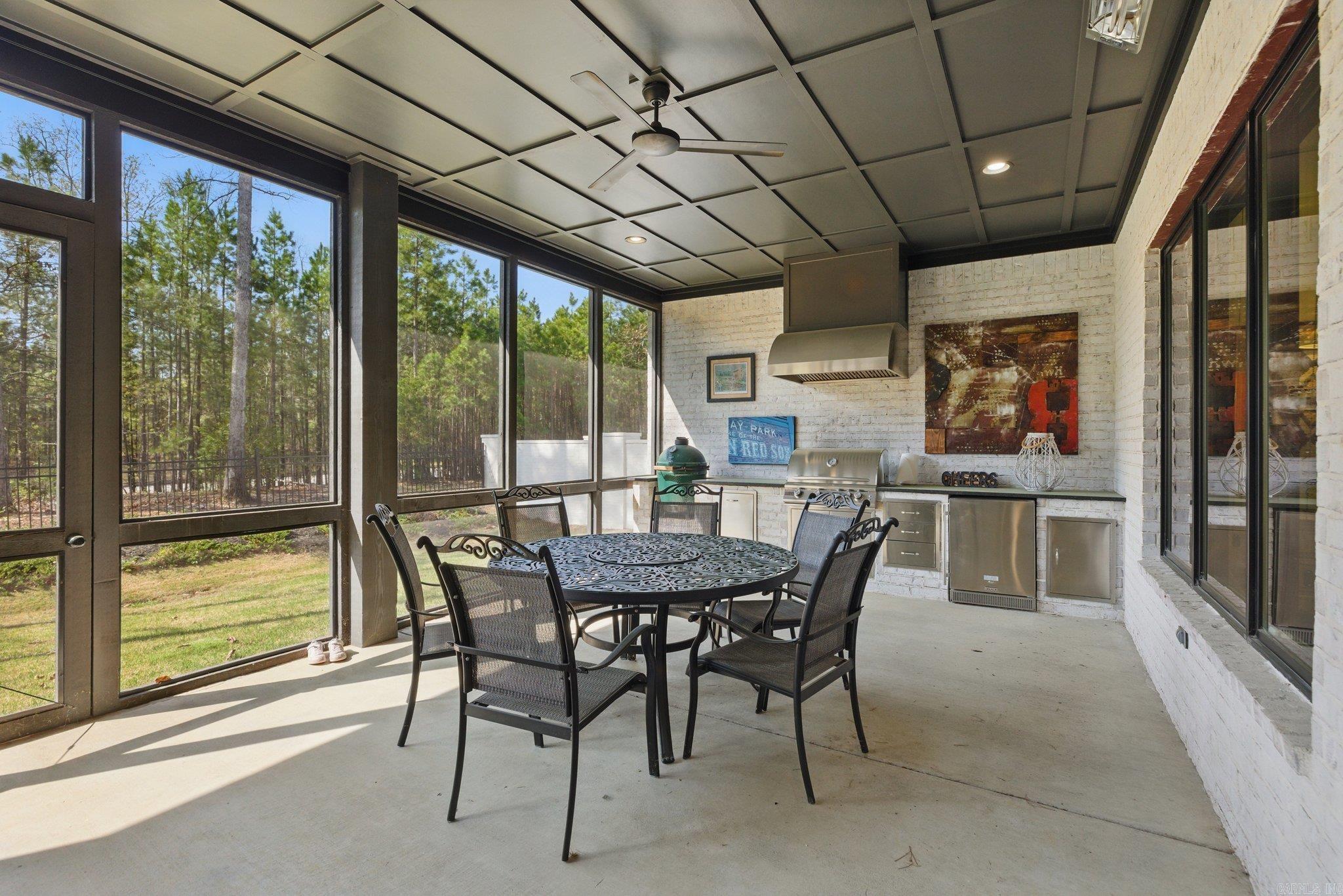 125 Hallen Lane