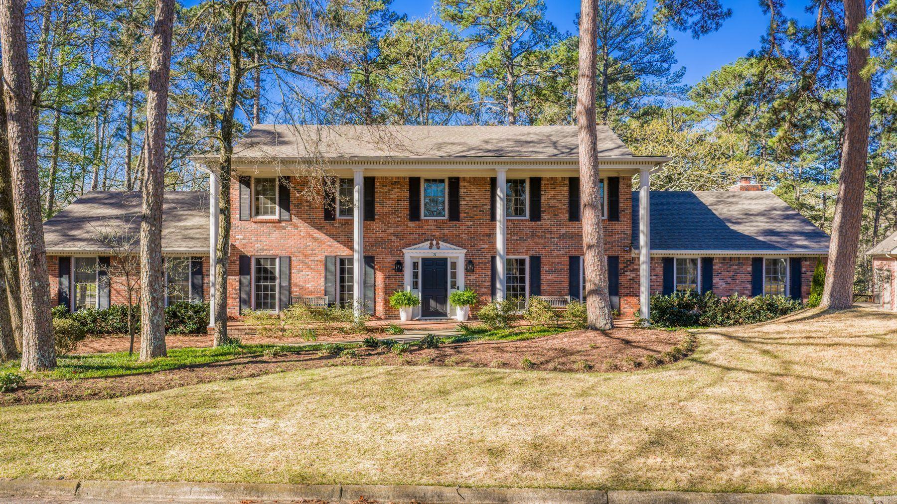 3 Oakmont Court