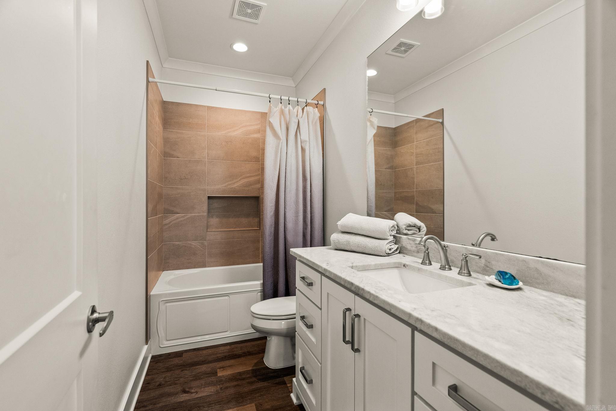 1 Quartz Cove