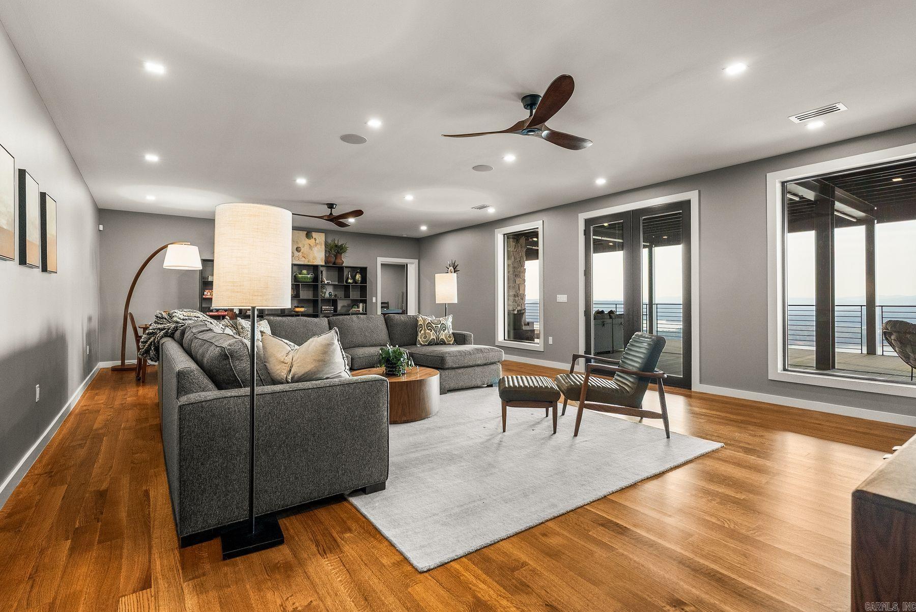 The Overlook at Greers Ferry Lake