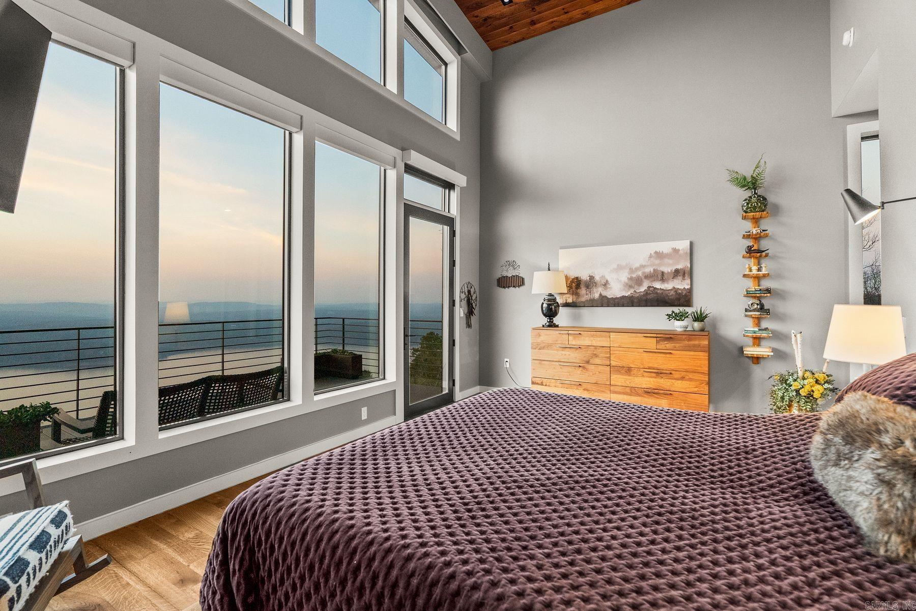 The Overlook at Greers Ferry Lake