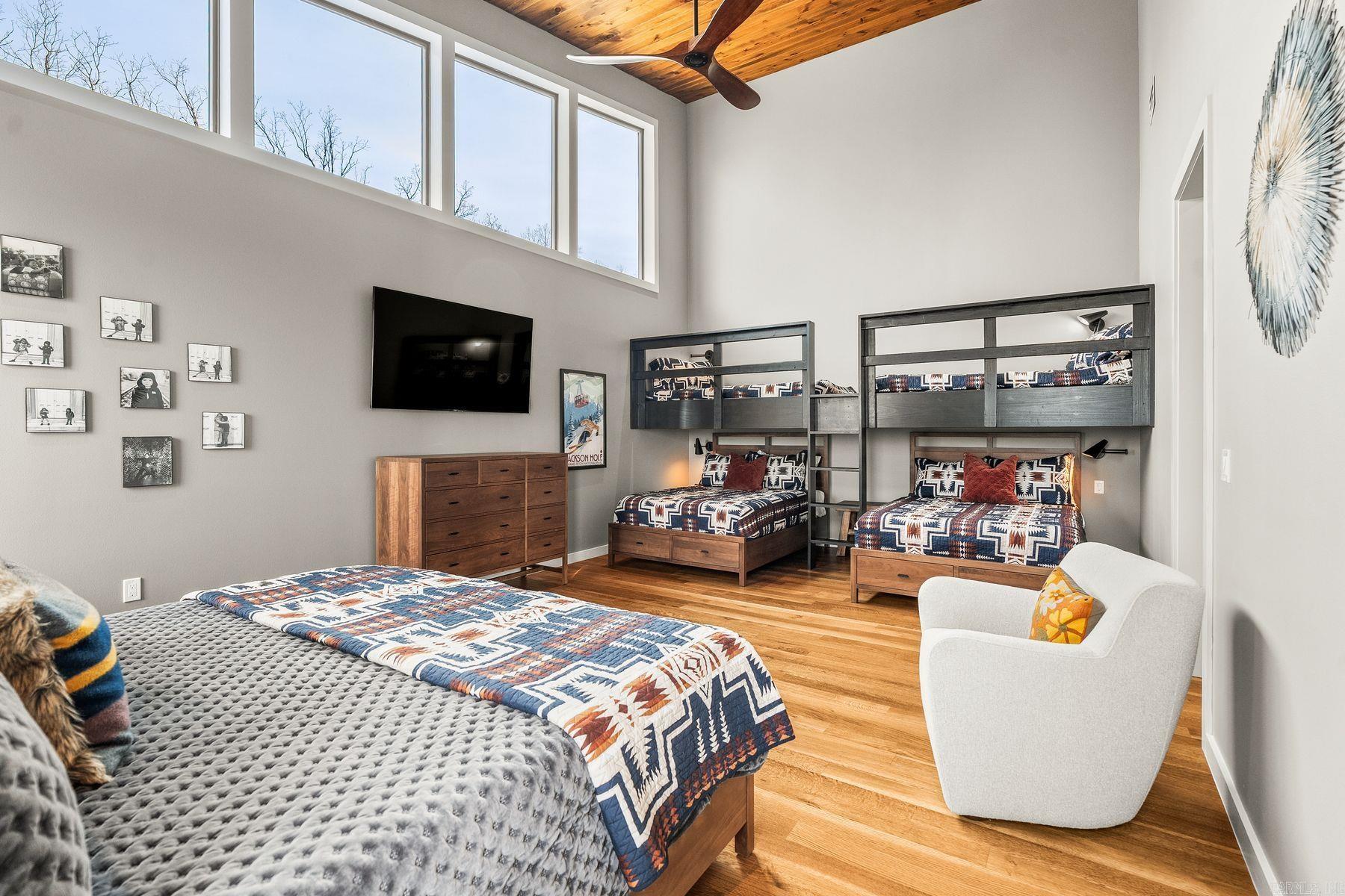 The Overlook at Greers Ferry Lake