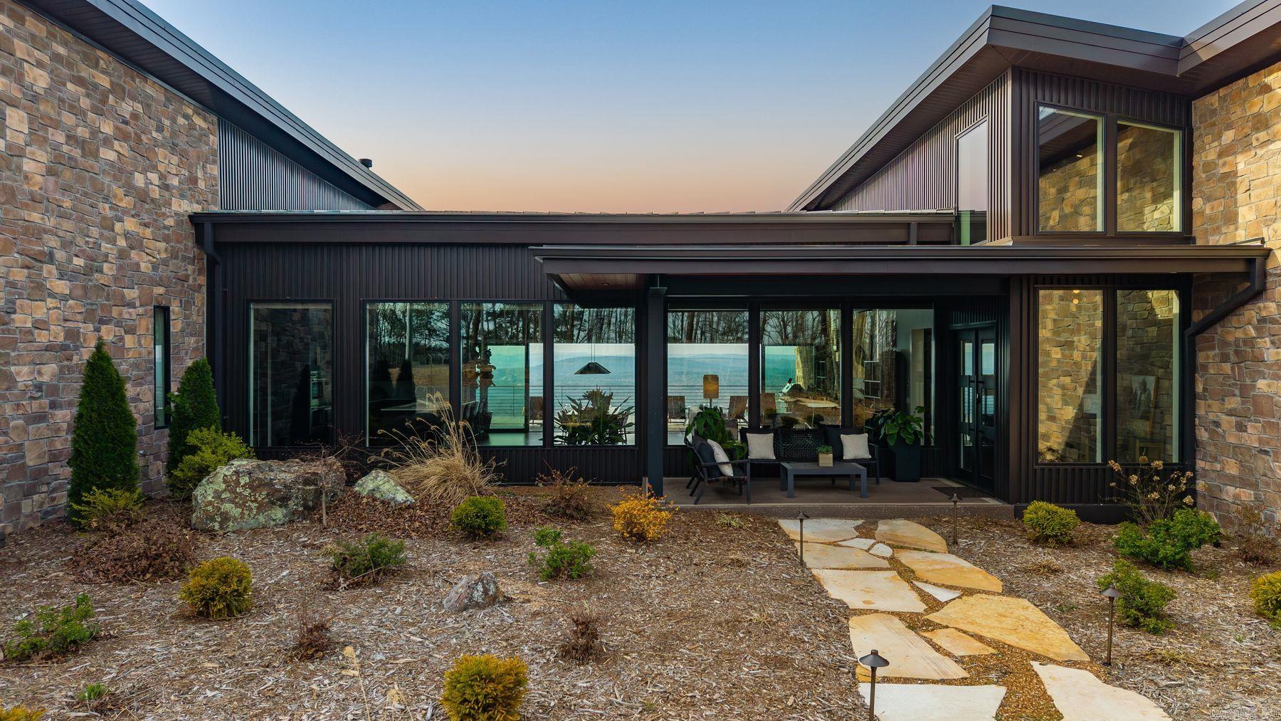 The Overlook at Greers Ferry Lake