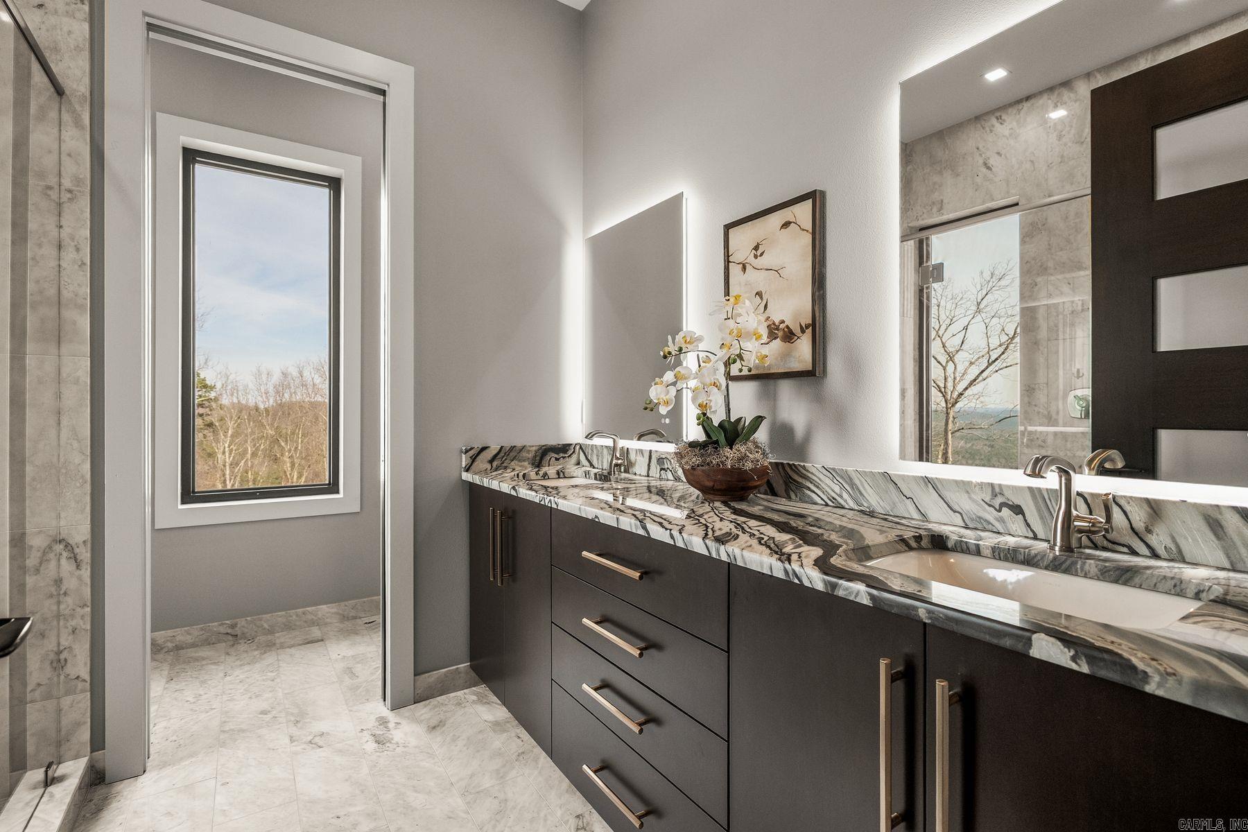 The Overlook at Greers Ferry Lake