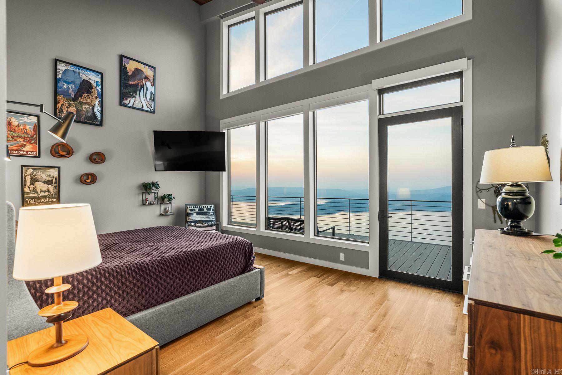 The Overlook at Greers Ferry Lake