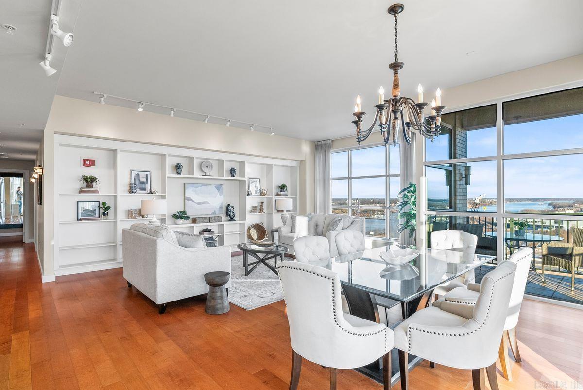 521 E President Clinton Avenue Unit: 1402