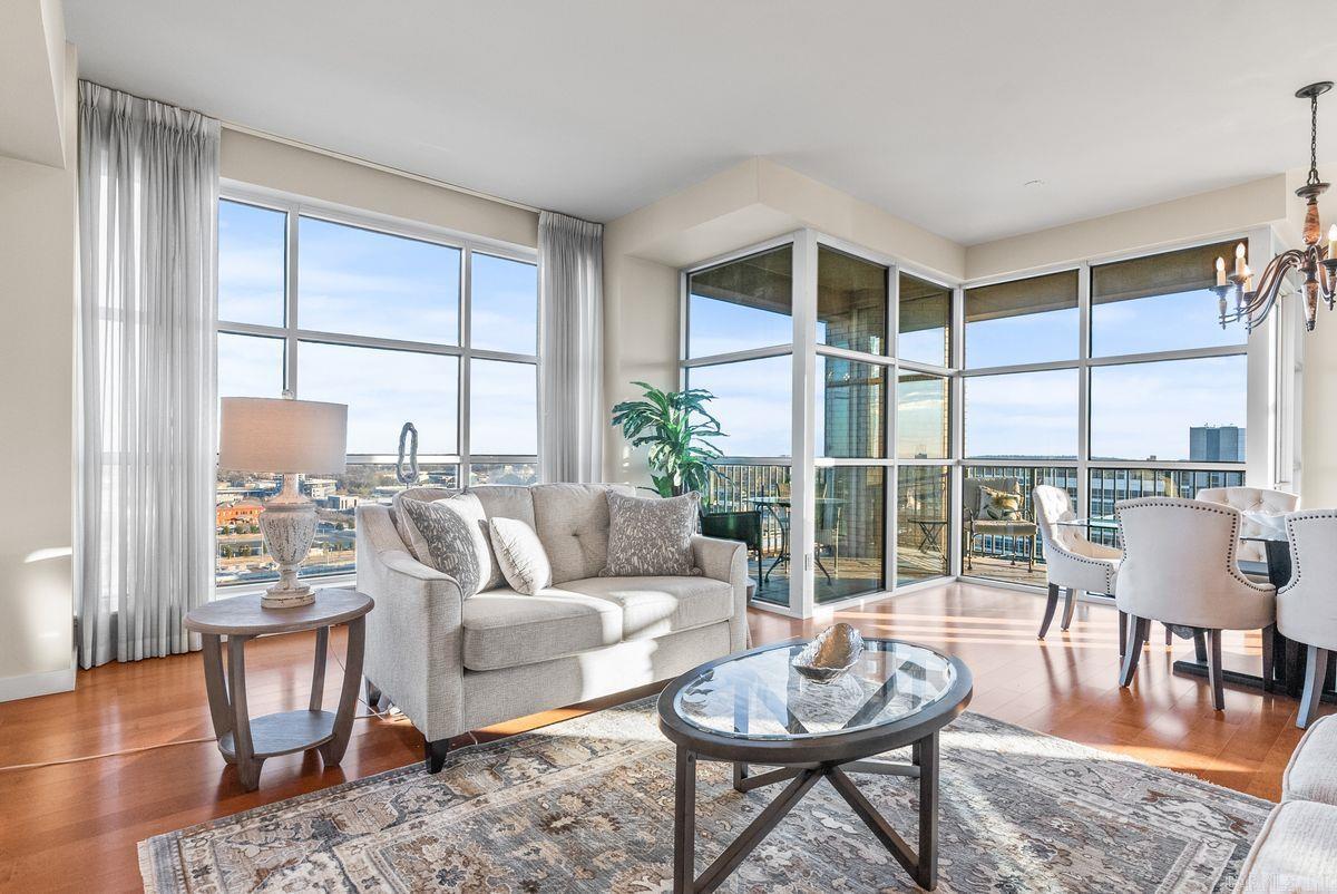 521 E President Clinton Avenue Unit: 1402