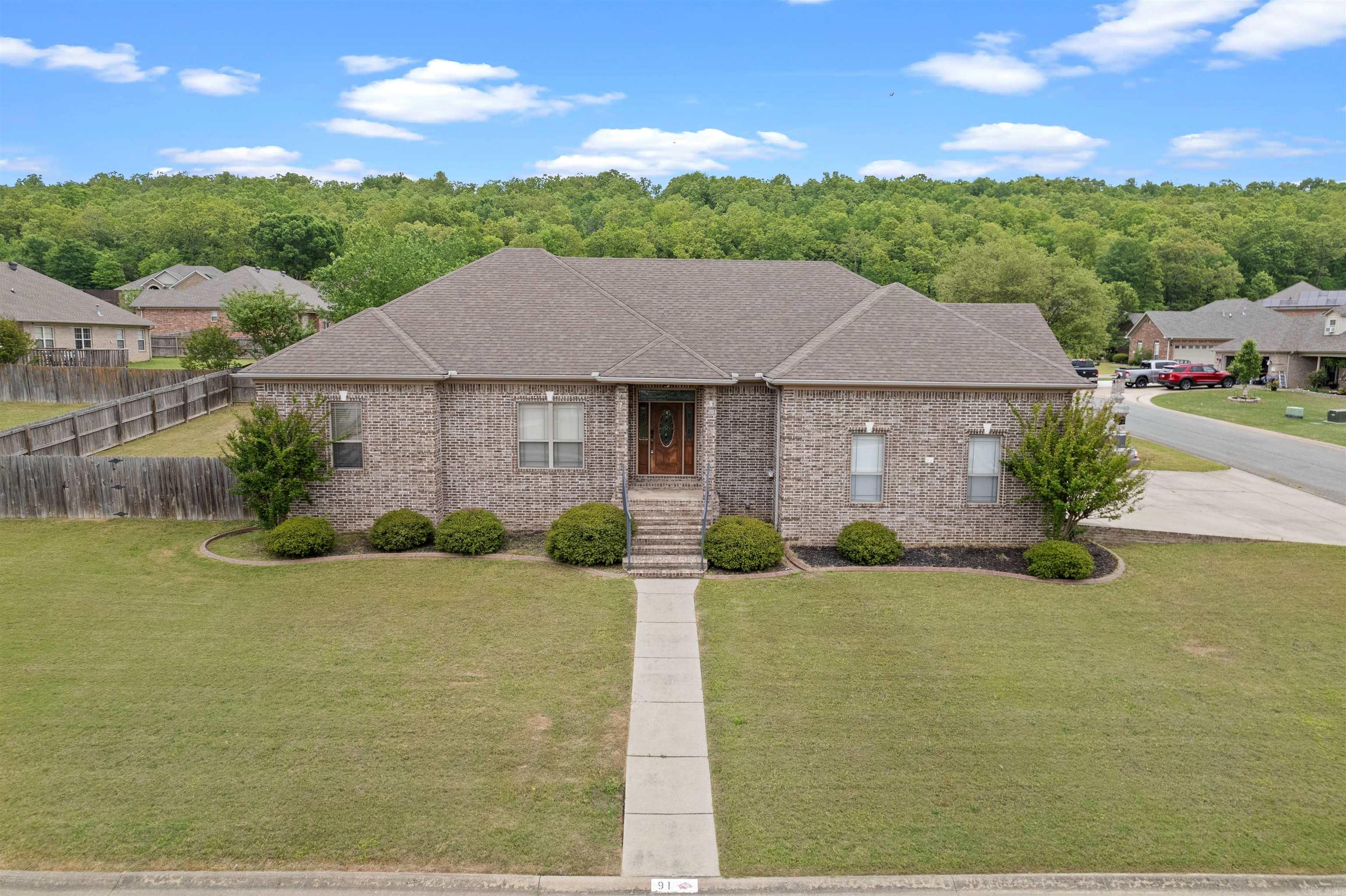 91 Lakeland Drive