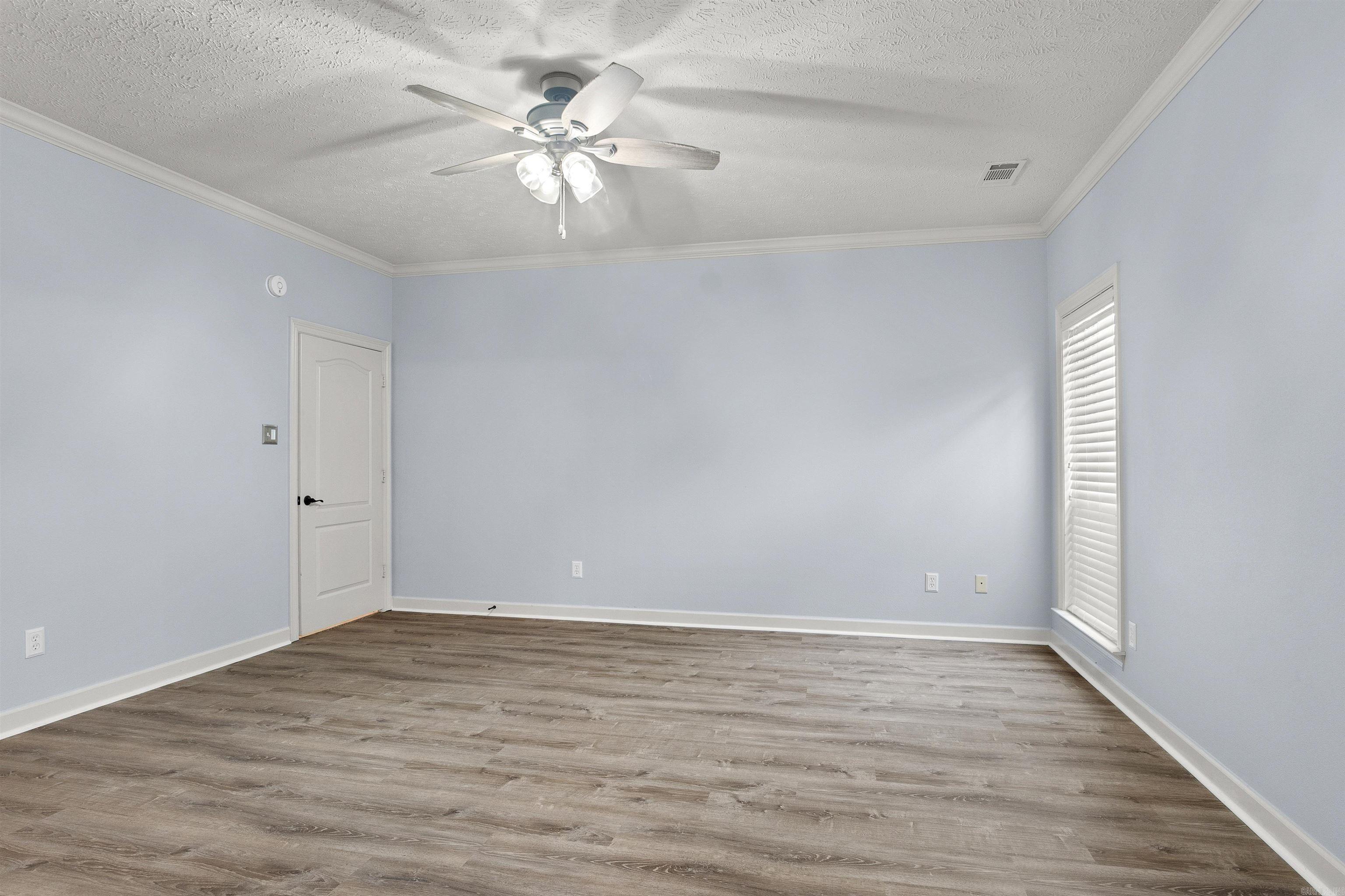 91 Lakeland Drive