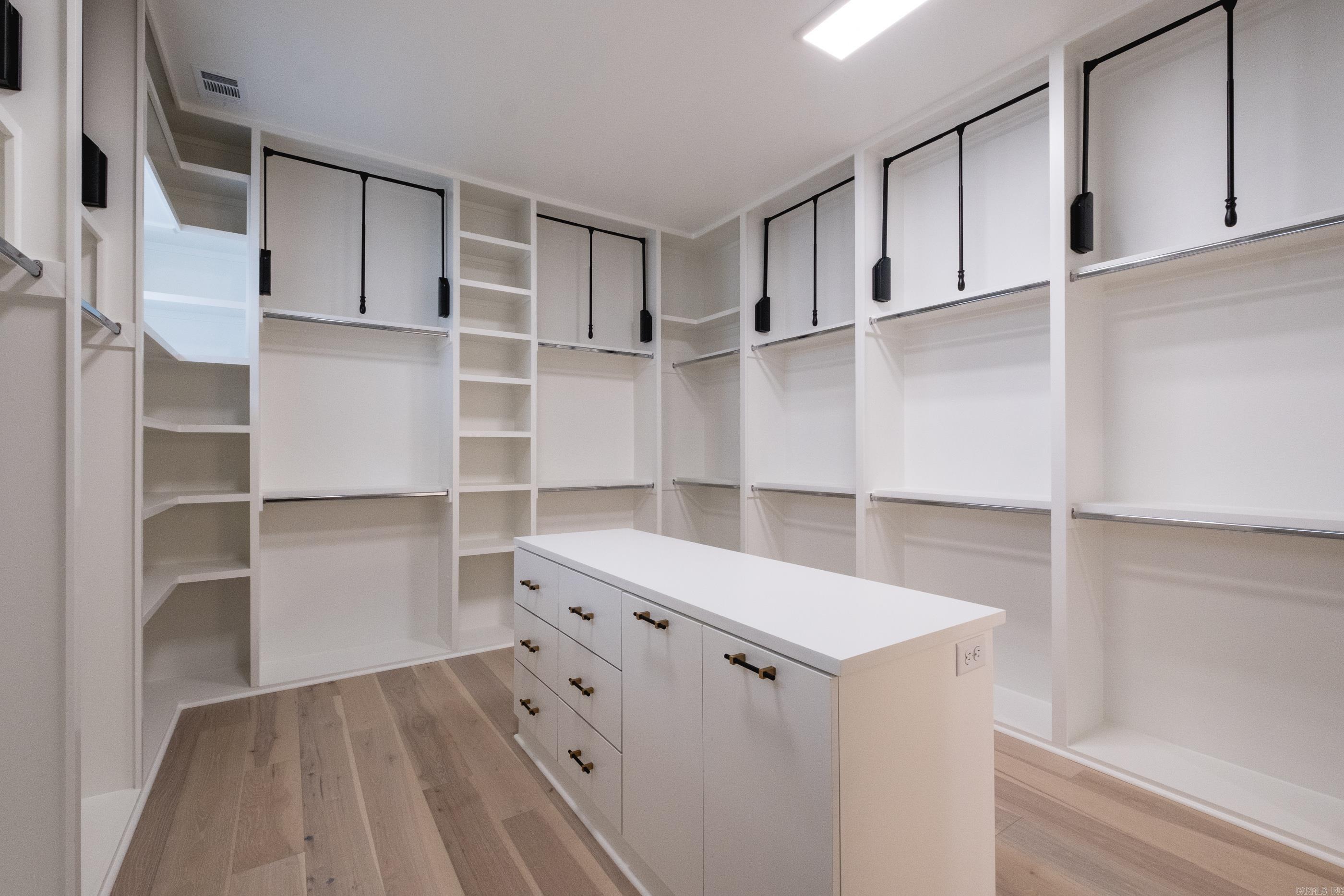 32 Mereville Place