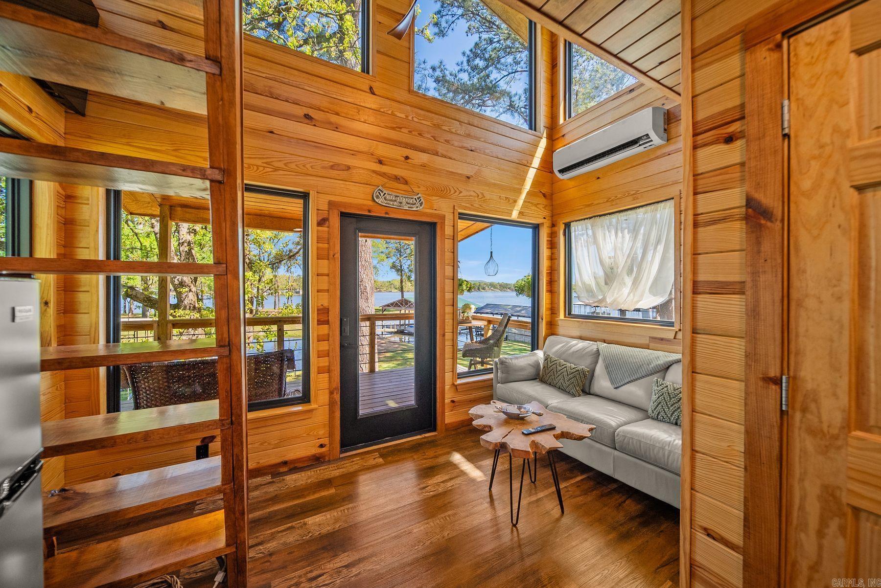 142 Northshore Terrace