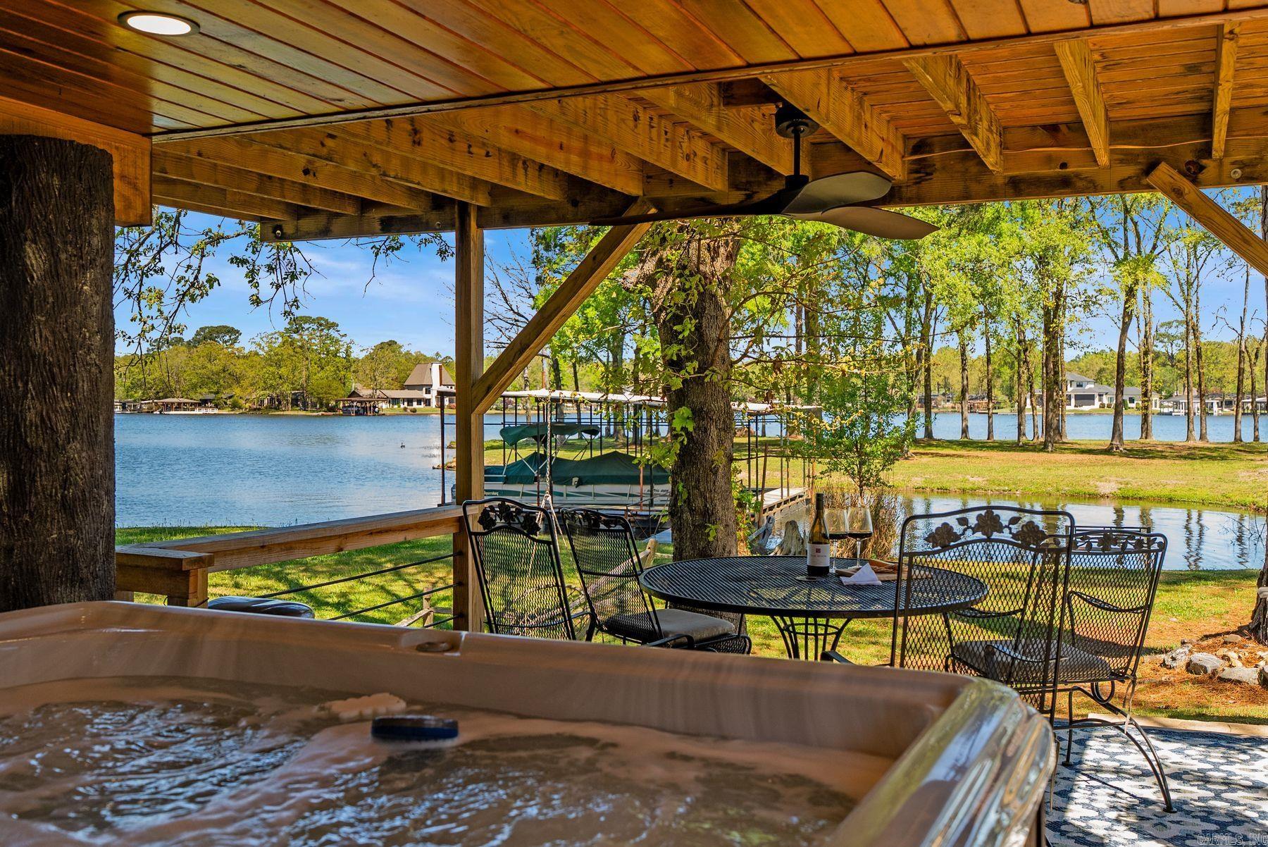 142 Northshore Terrace