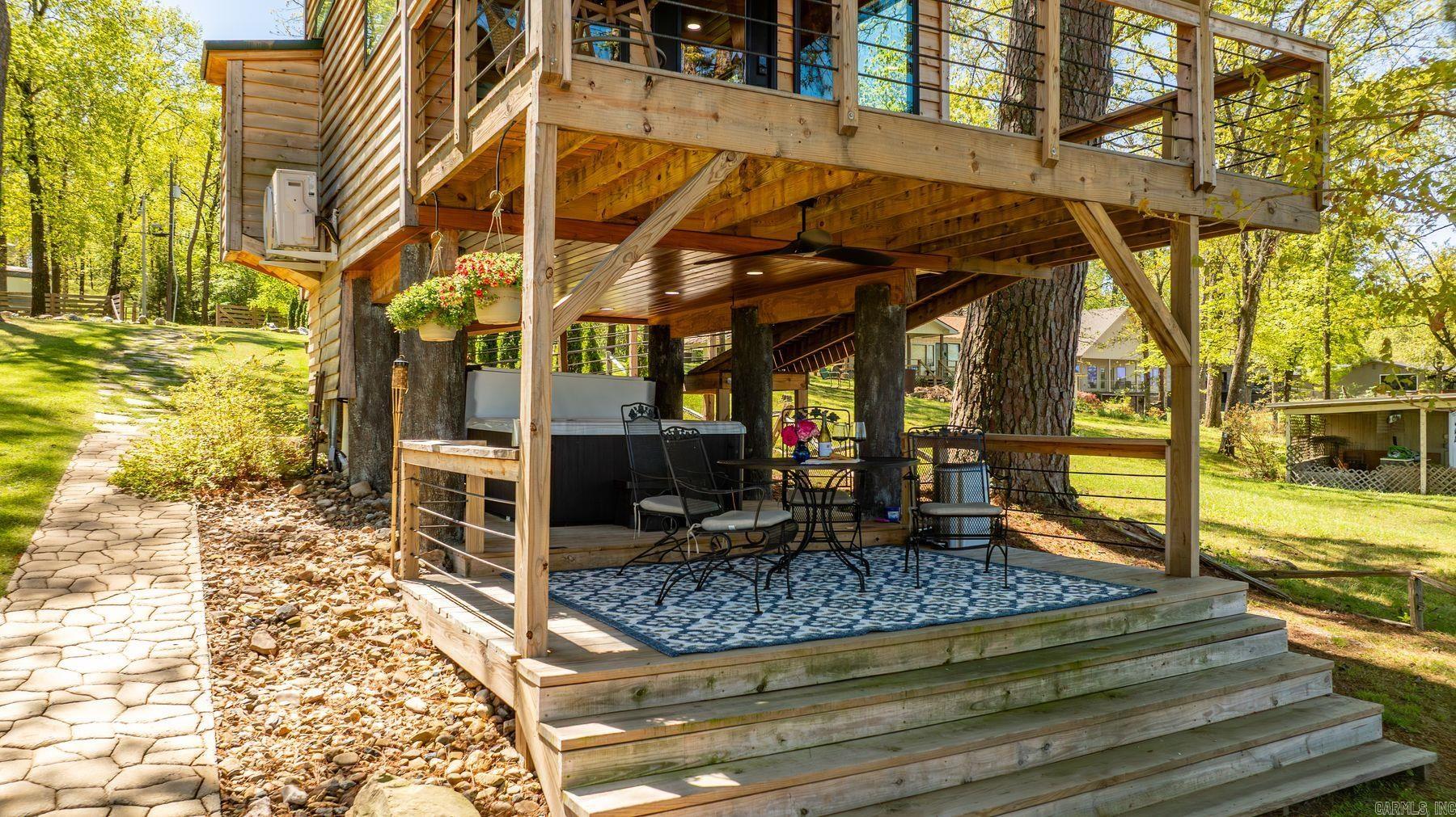 142 Northshore Terrace