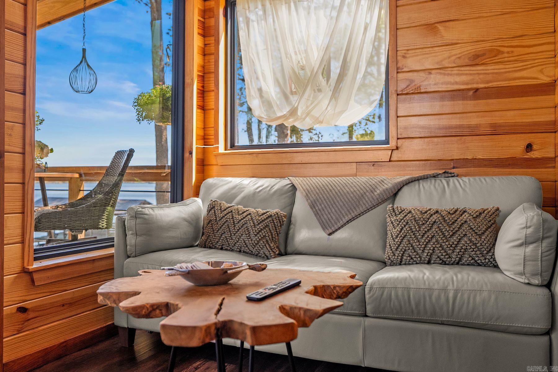 142 Northshore Terrace