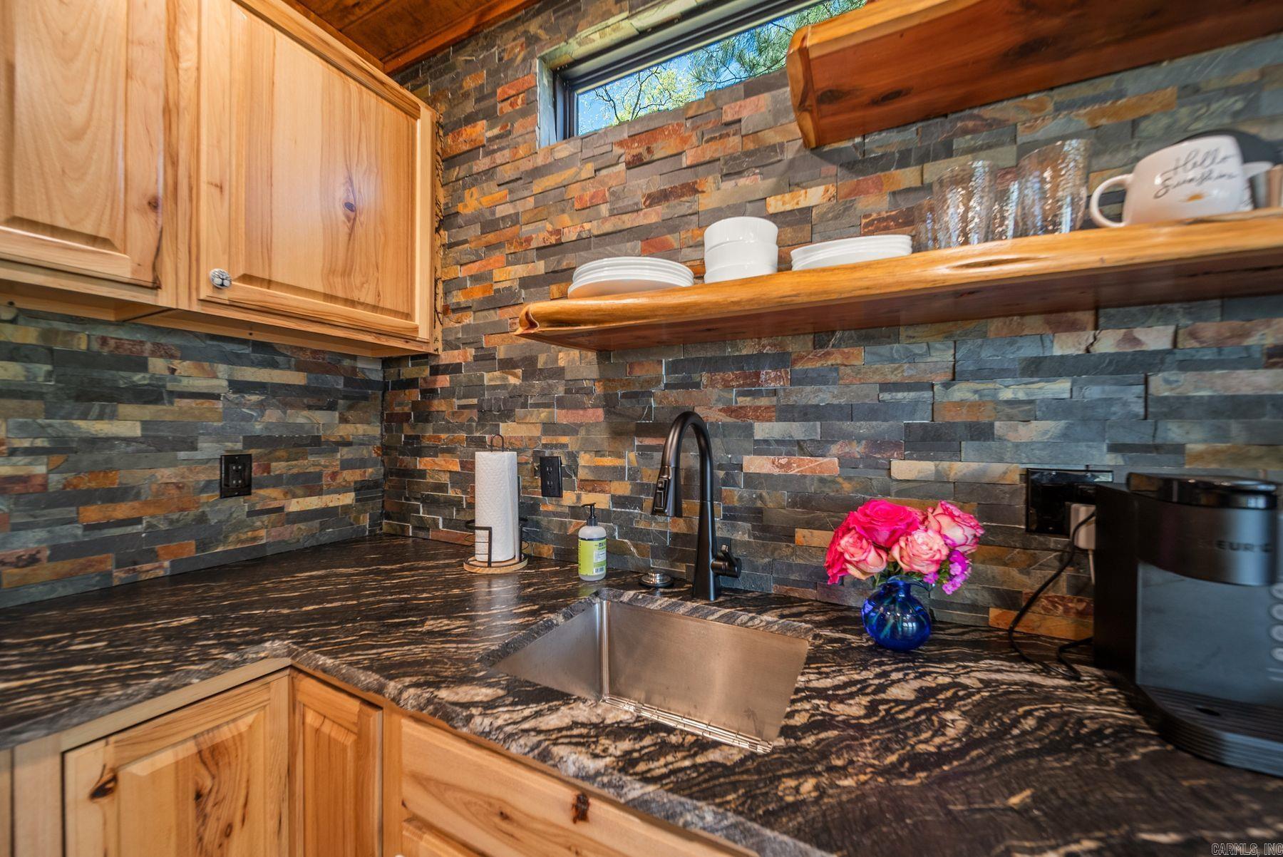 142 Northshore Terrace