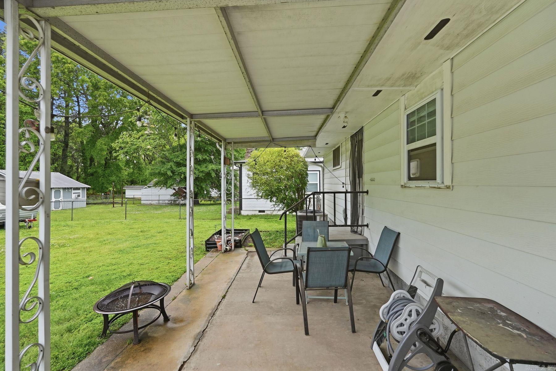 626 W Maple Street