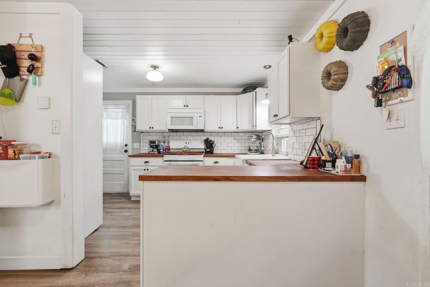 626 W Maple Street