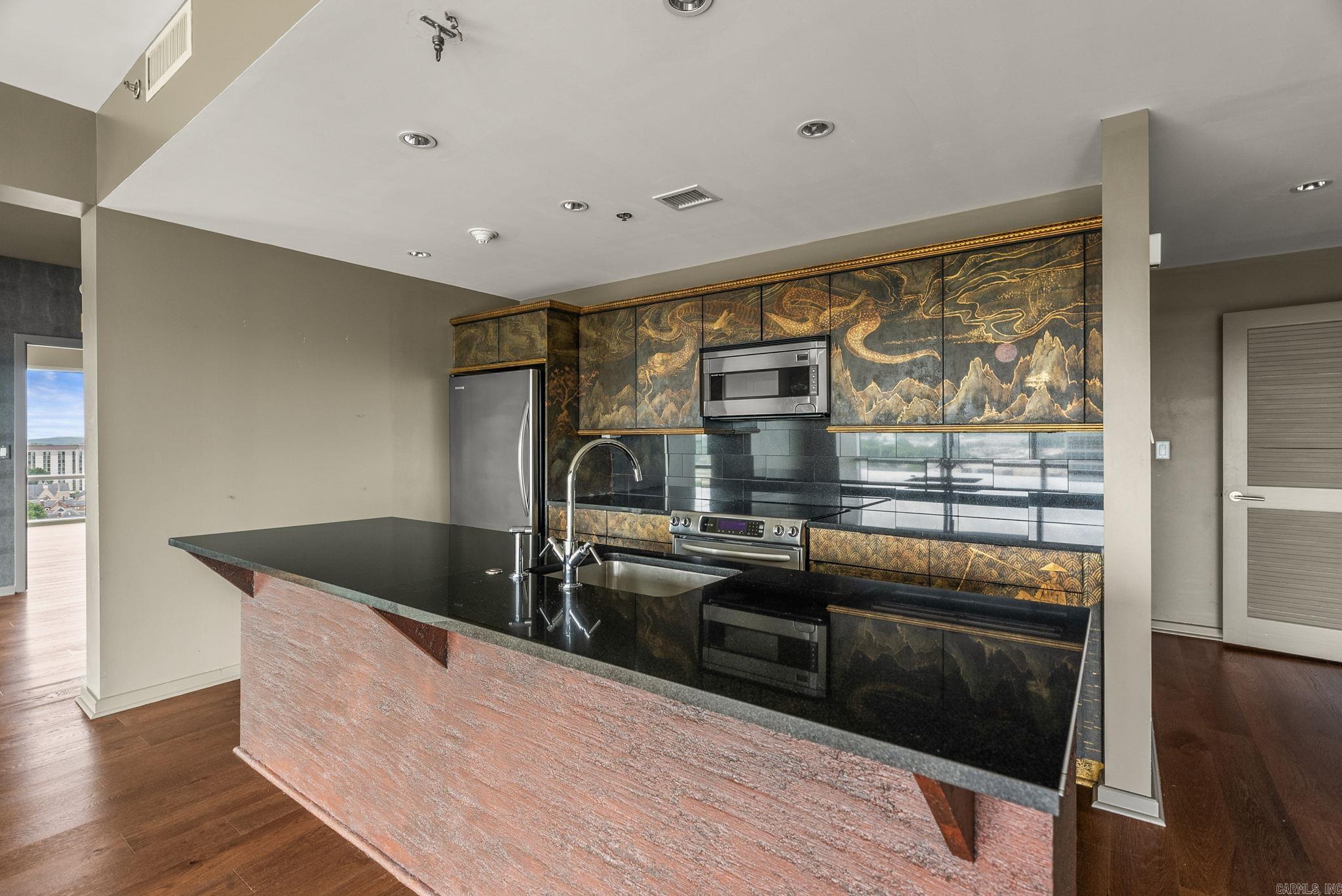 315 Rock Street Unit: 1511&1509